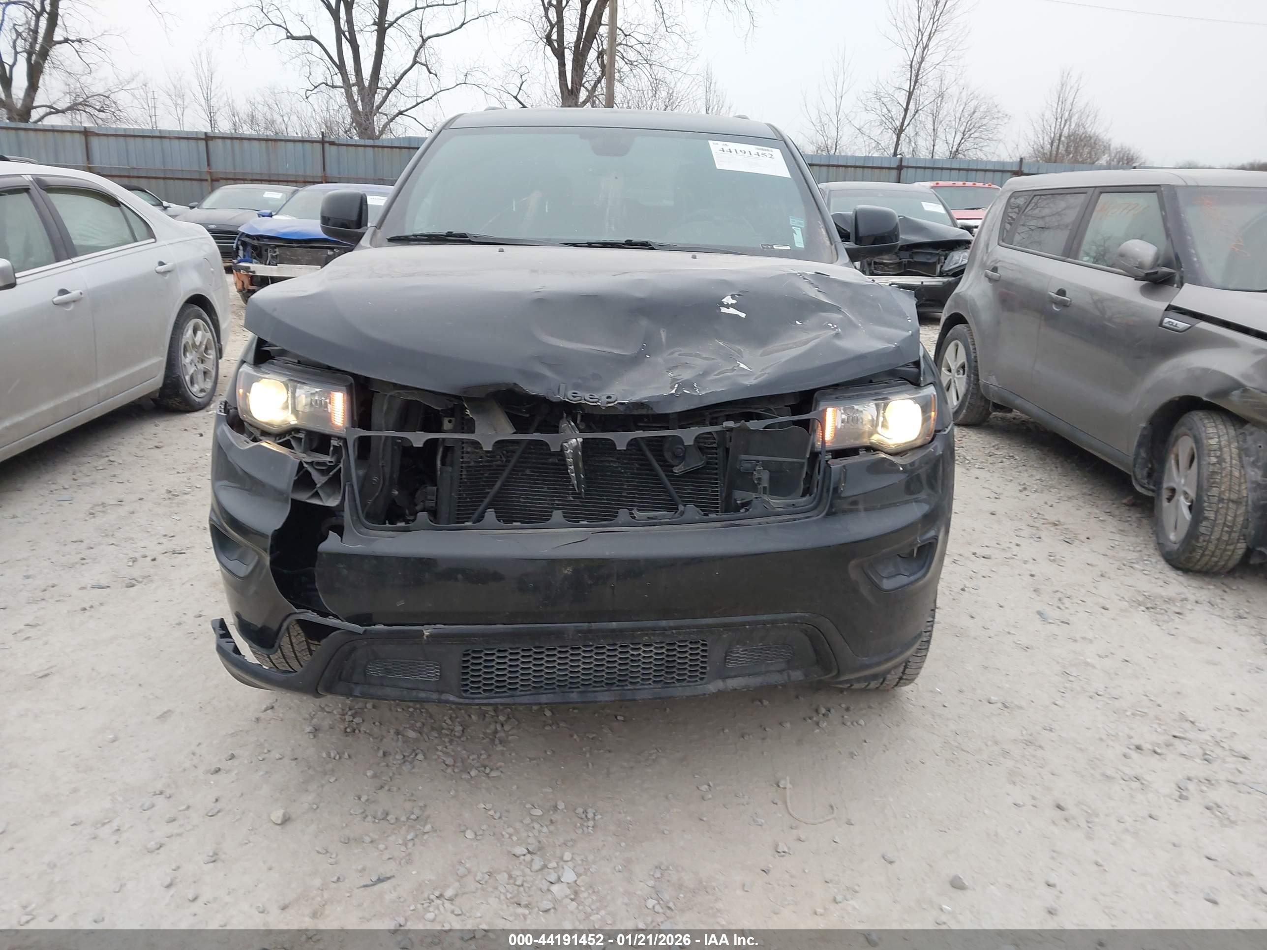 JEEP GRAND image 6