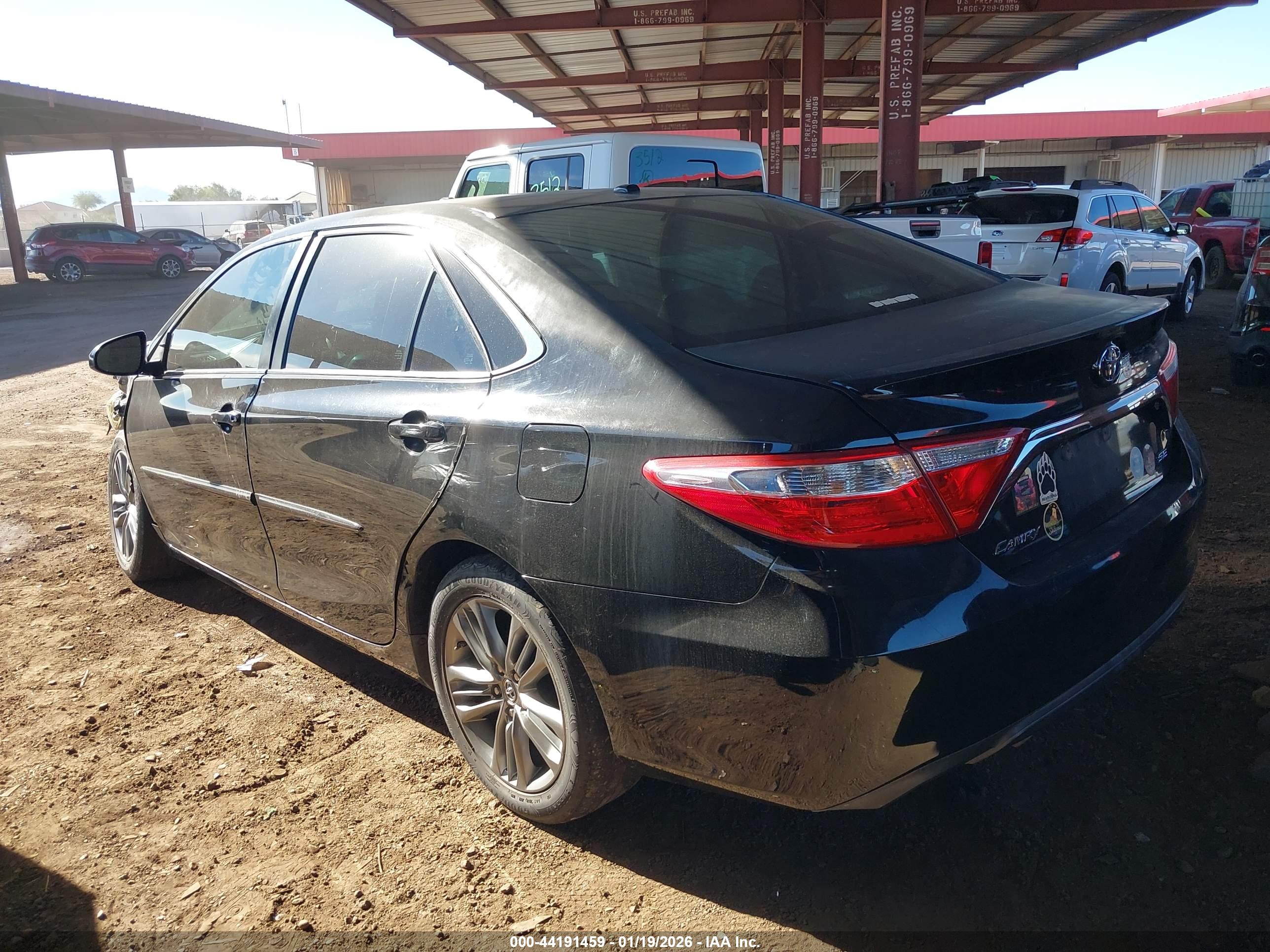 TOYOTA CAMRY image 3