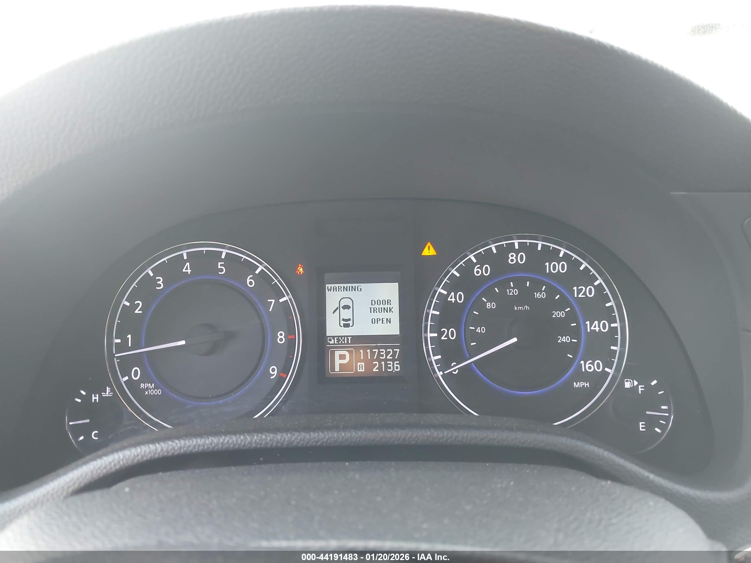 INFINITI G37 image 7