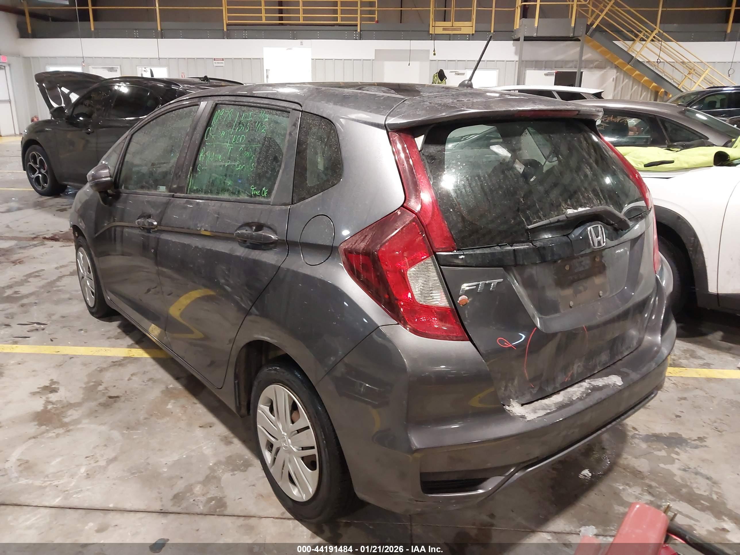 HONDA FIT image 3