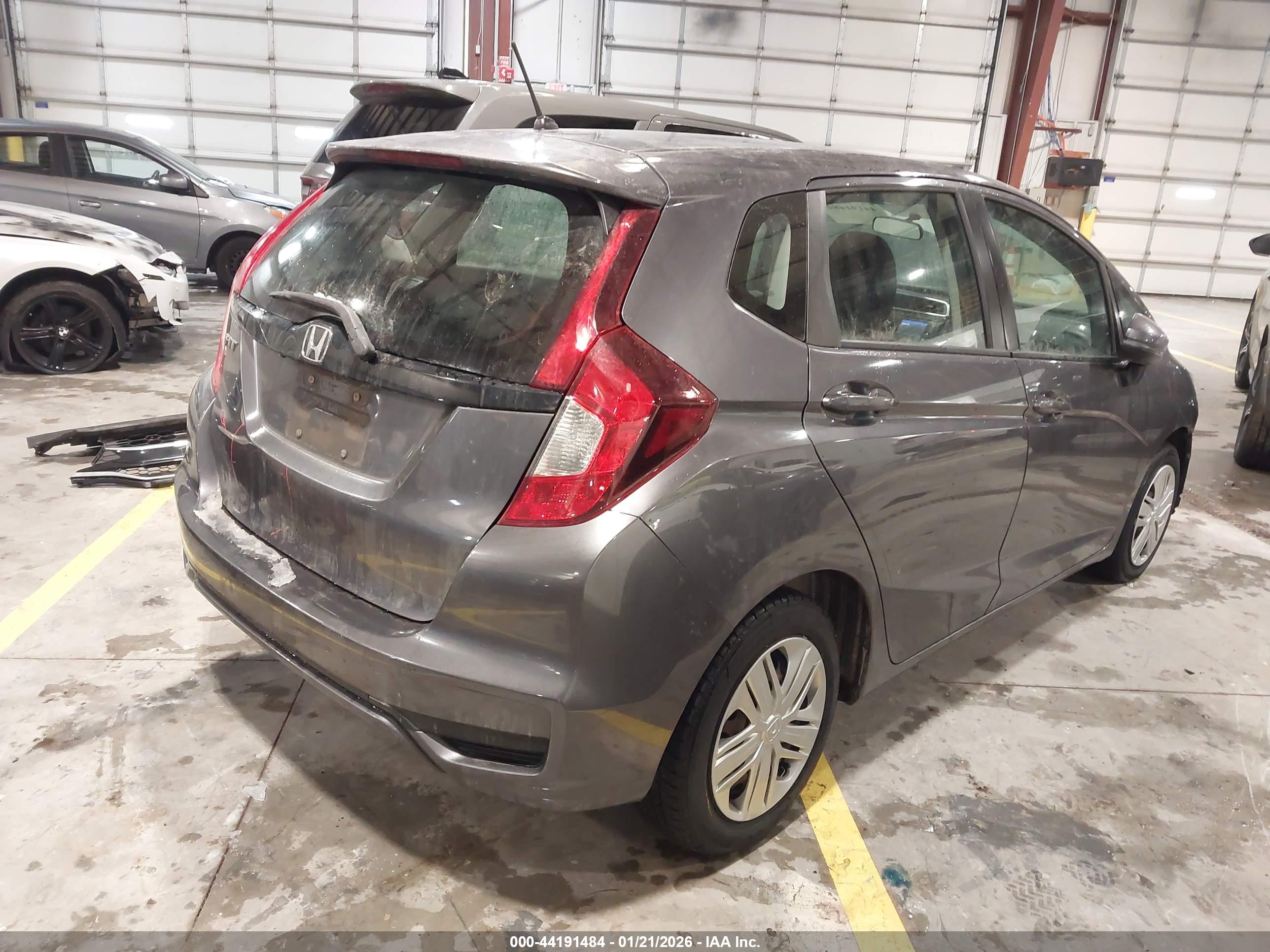 HONDA FIT image 4