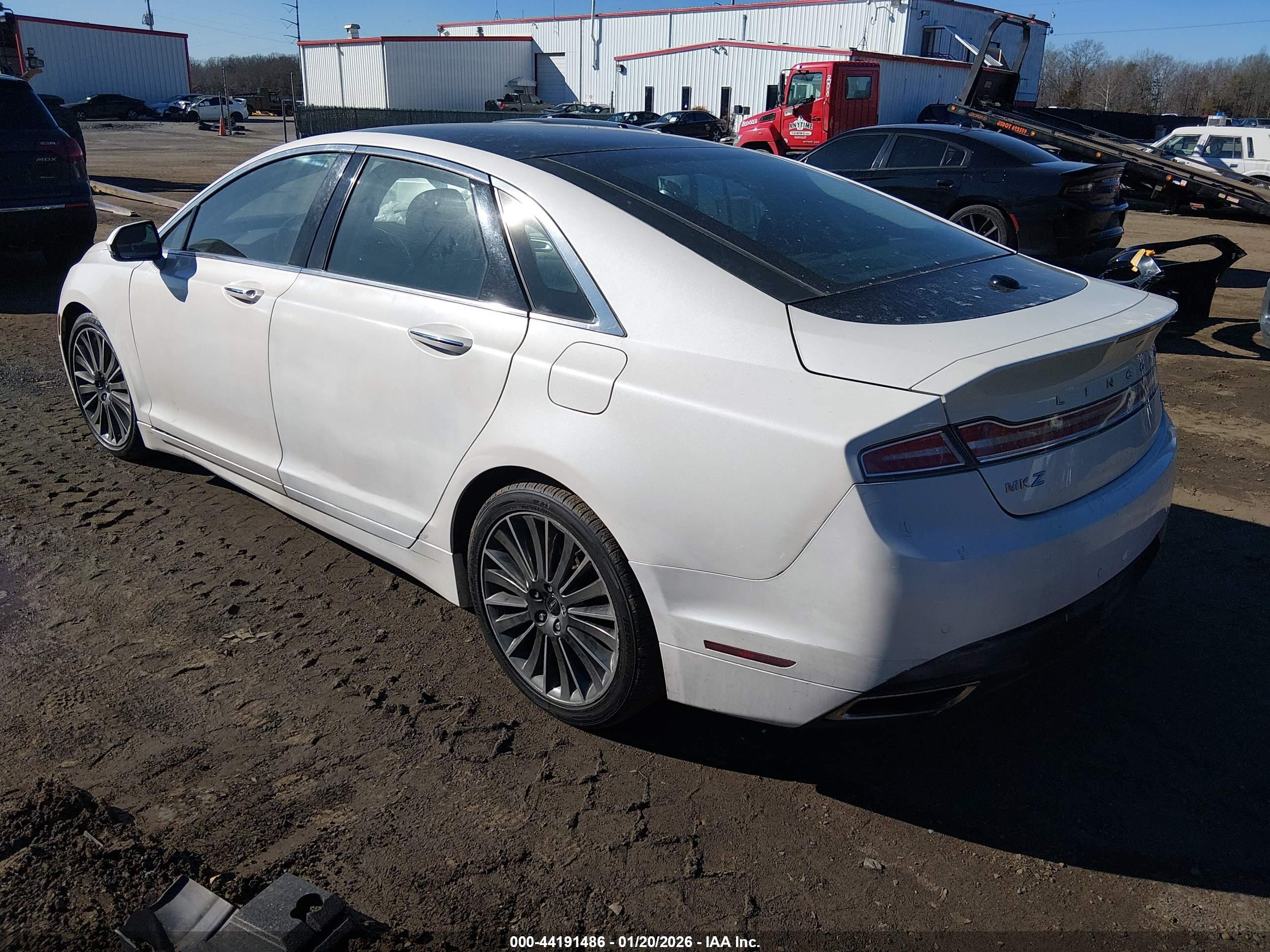 LINCOLN MKZ image 3
