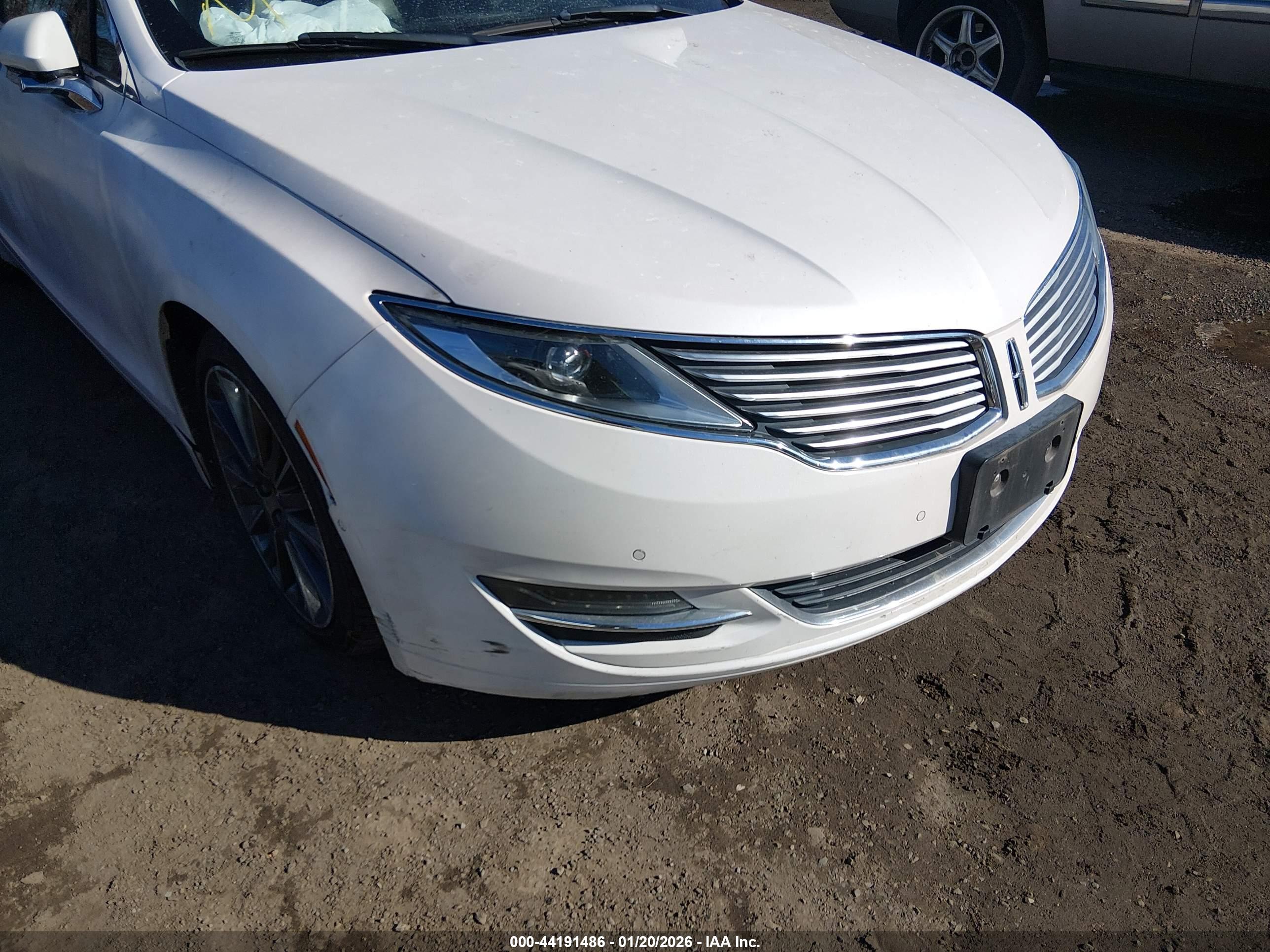 LINCOLN MKZ image 6
