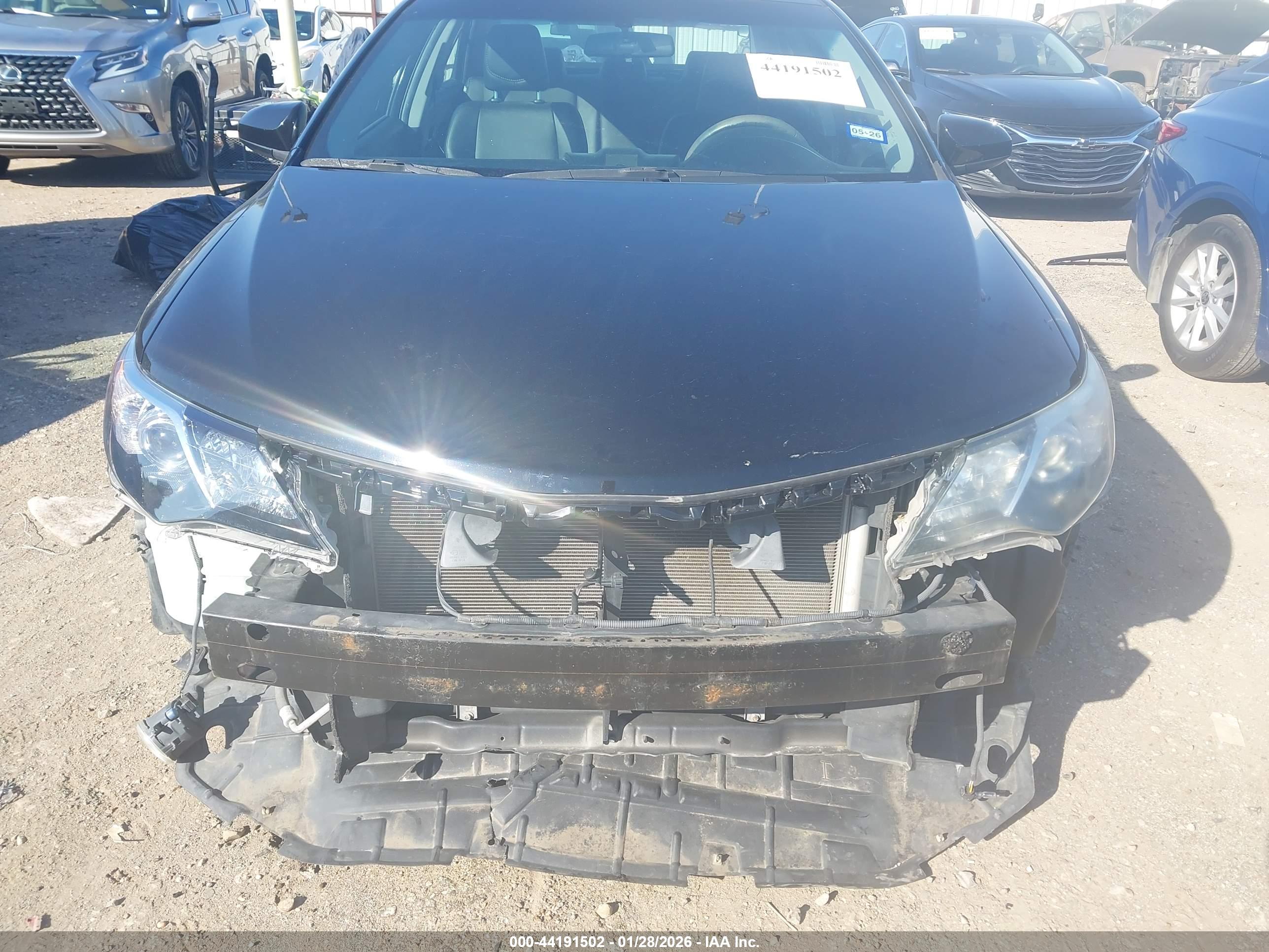 TOYOTA CAMRY image 6