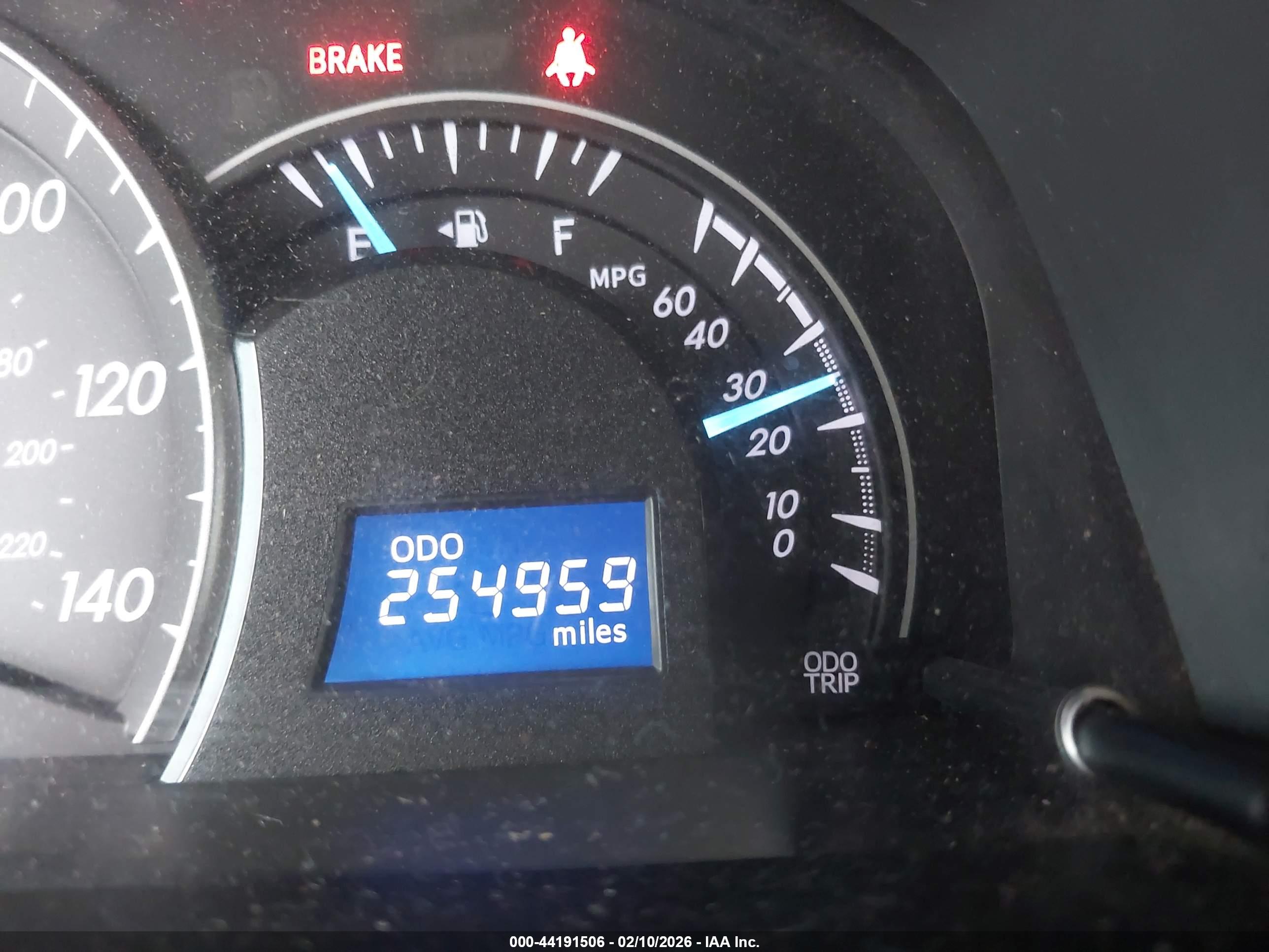 TOYOTA CAMRY image 7