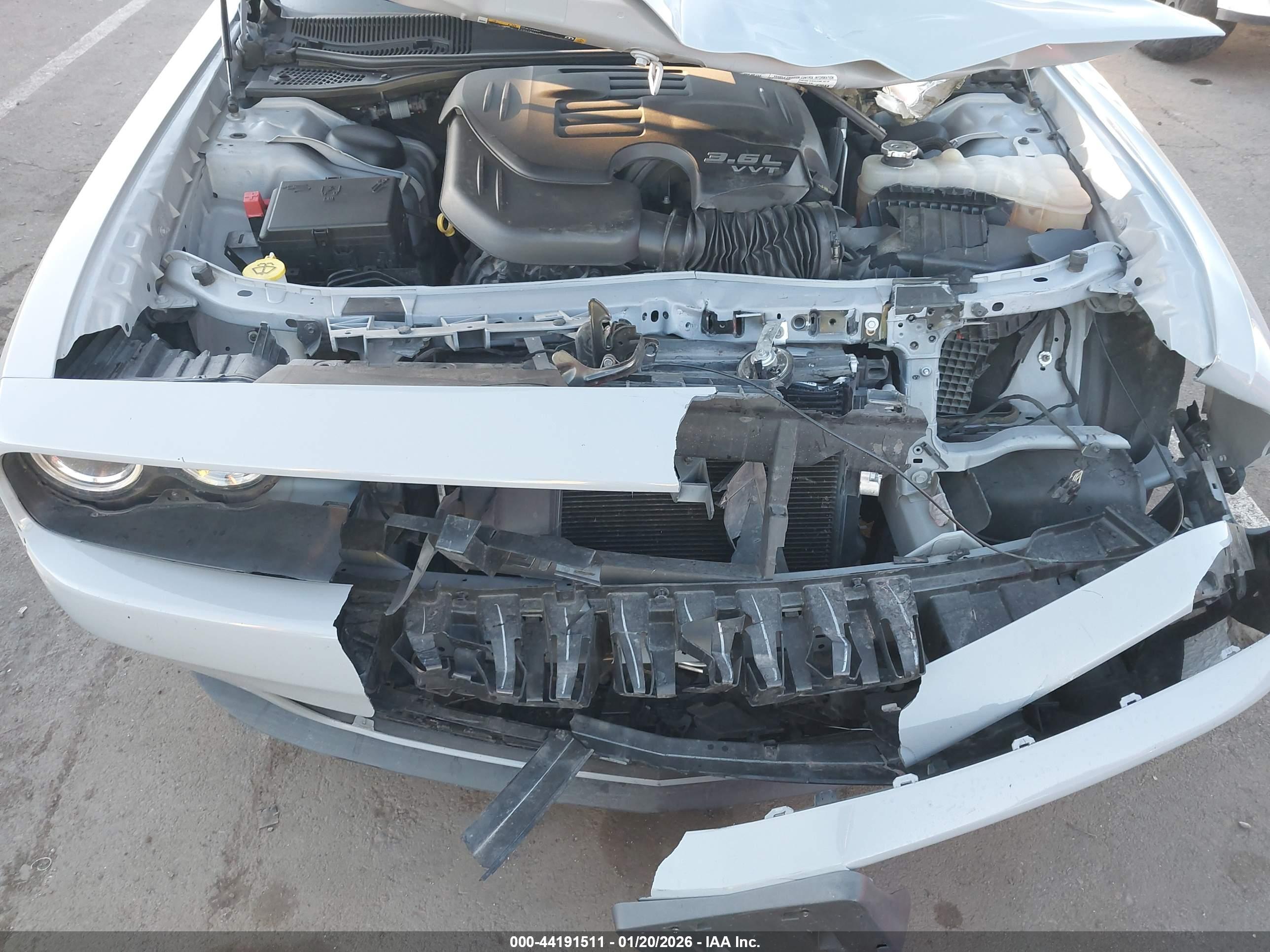 DODGE CHALLENGER image 10