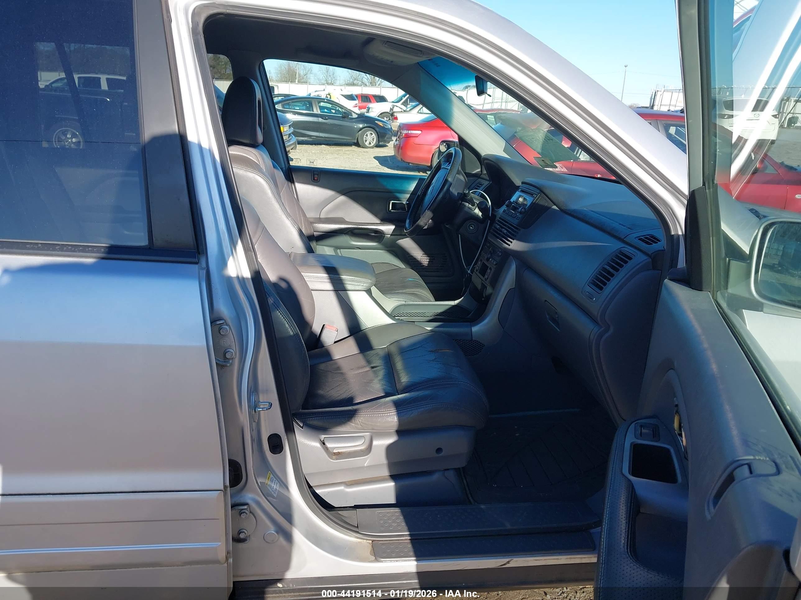 HONDA PILOT image 5
