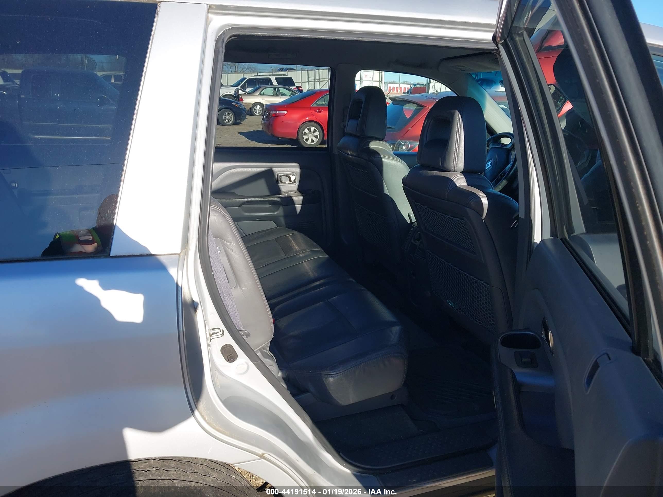 HONDA PILOT image 8