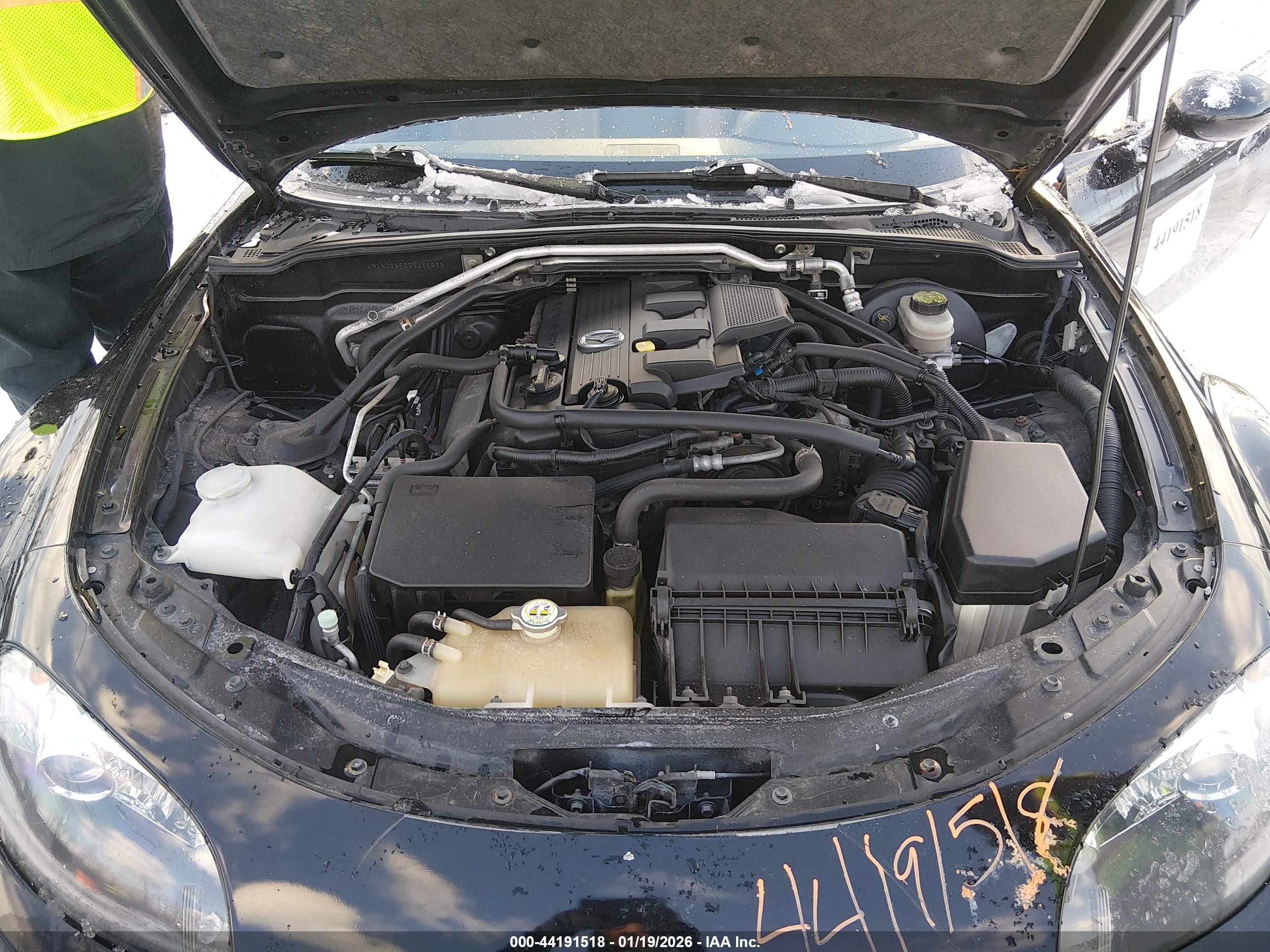 MAZDA MX-5 image 10