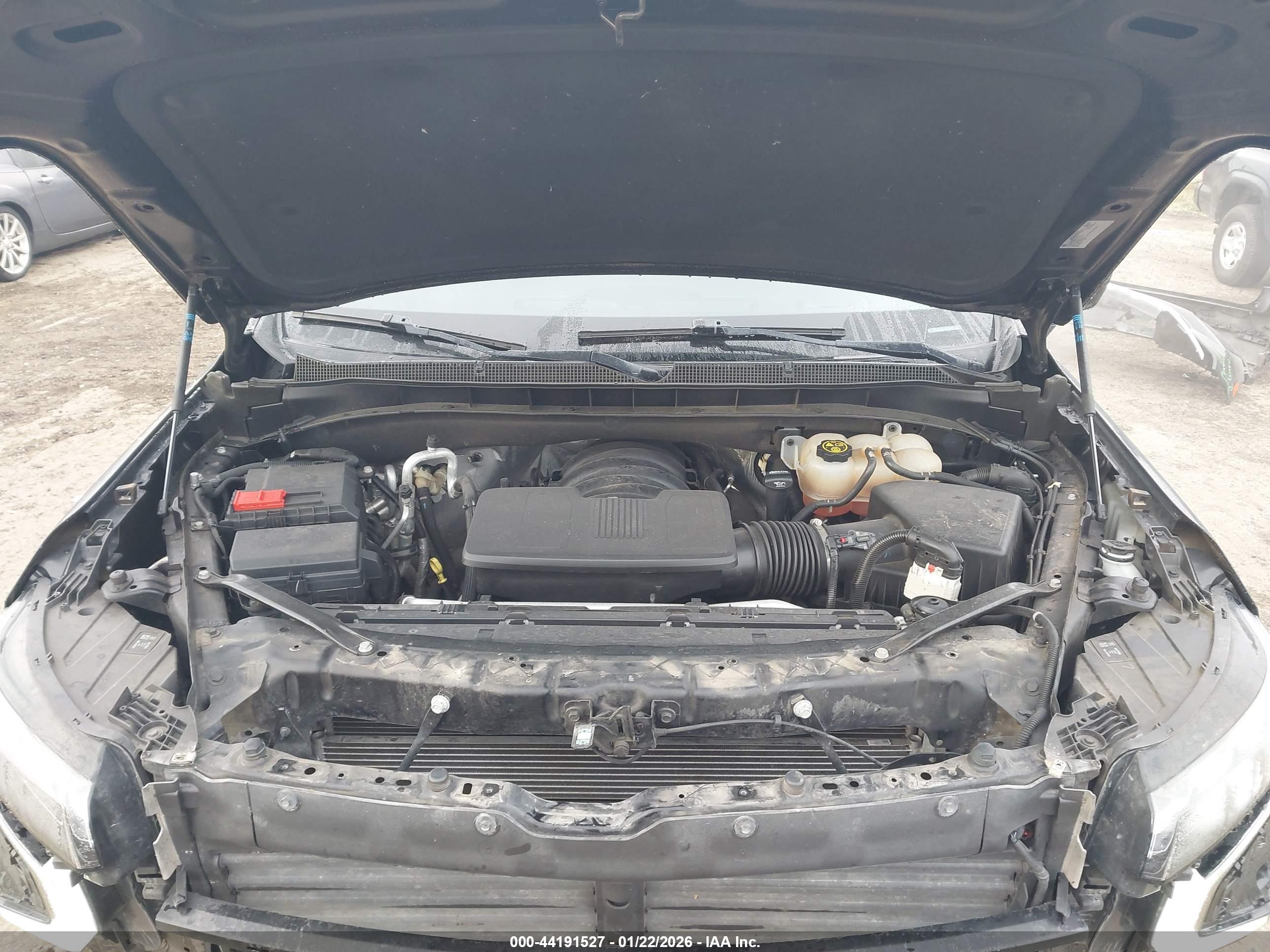 CHEVROLET TAHOE image 10