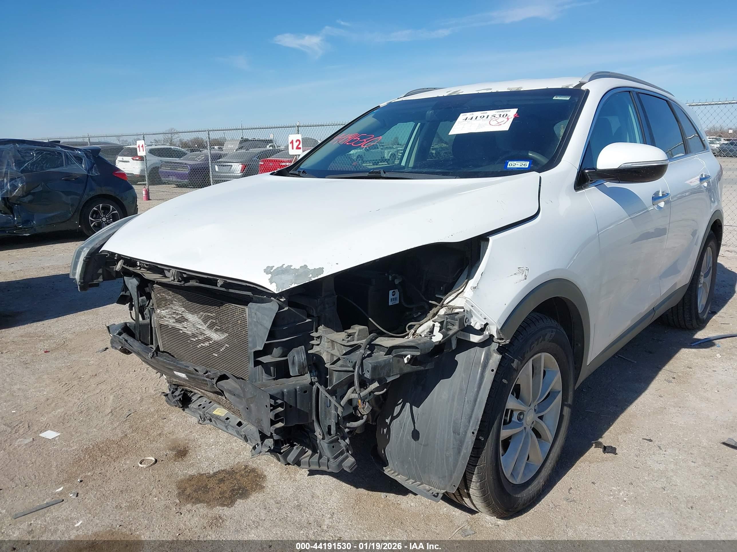 KIA SORENTO image 6