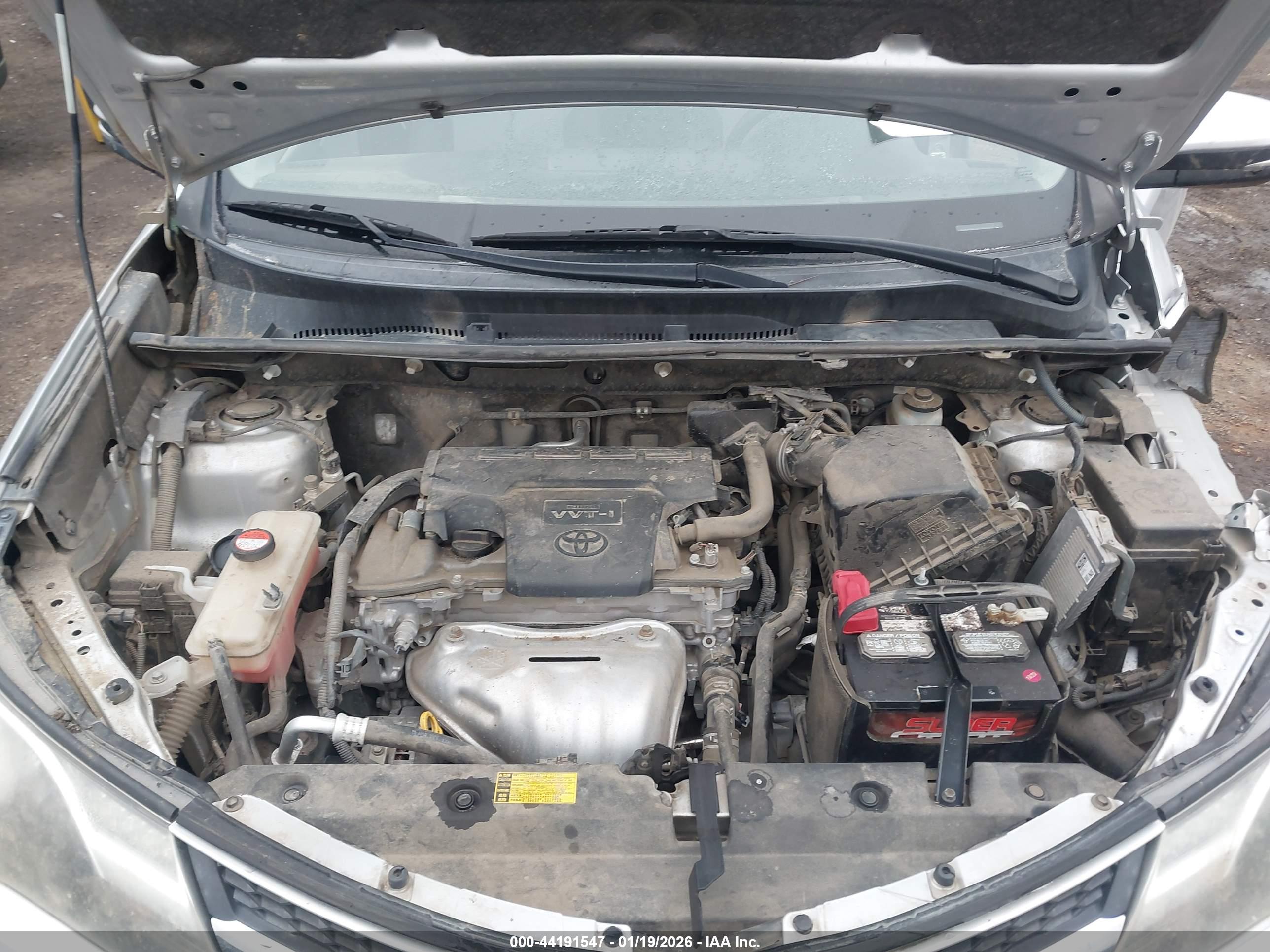 TOYOTA RAV4 image 10