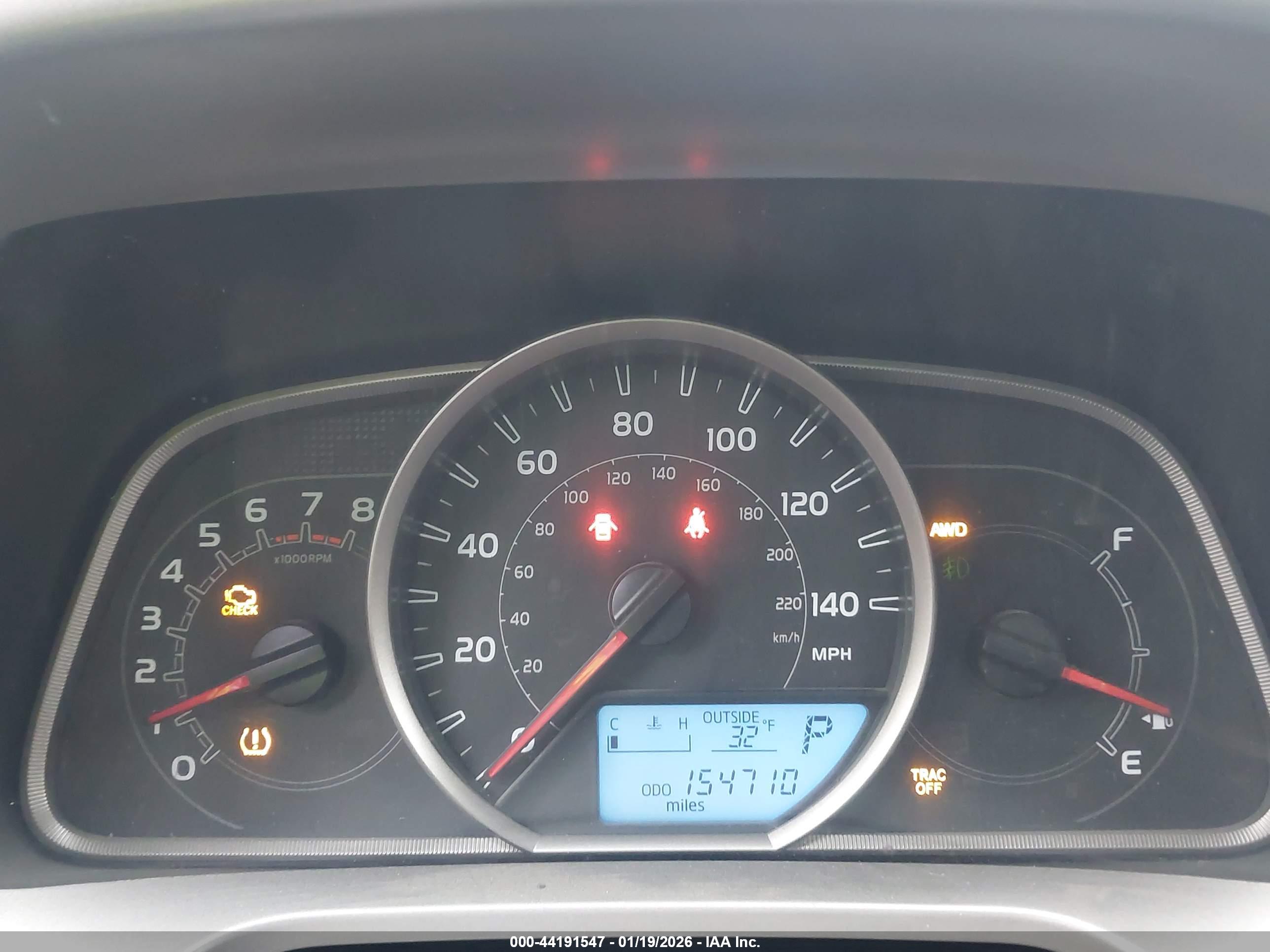 TOYOTA RAV4 image 7