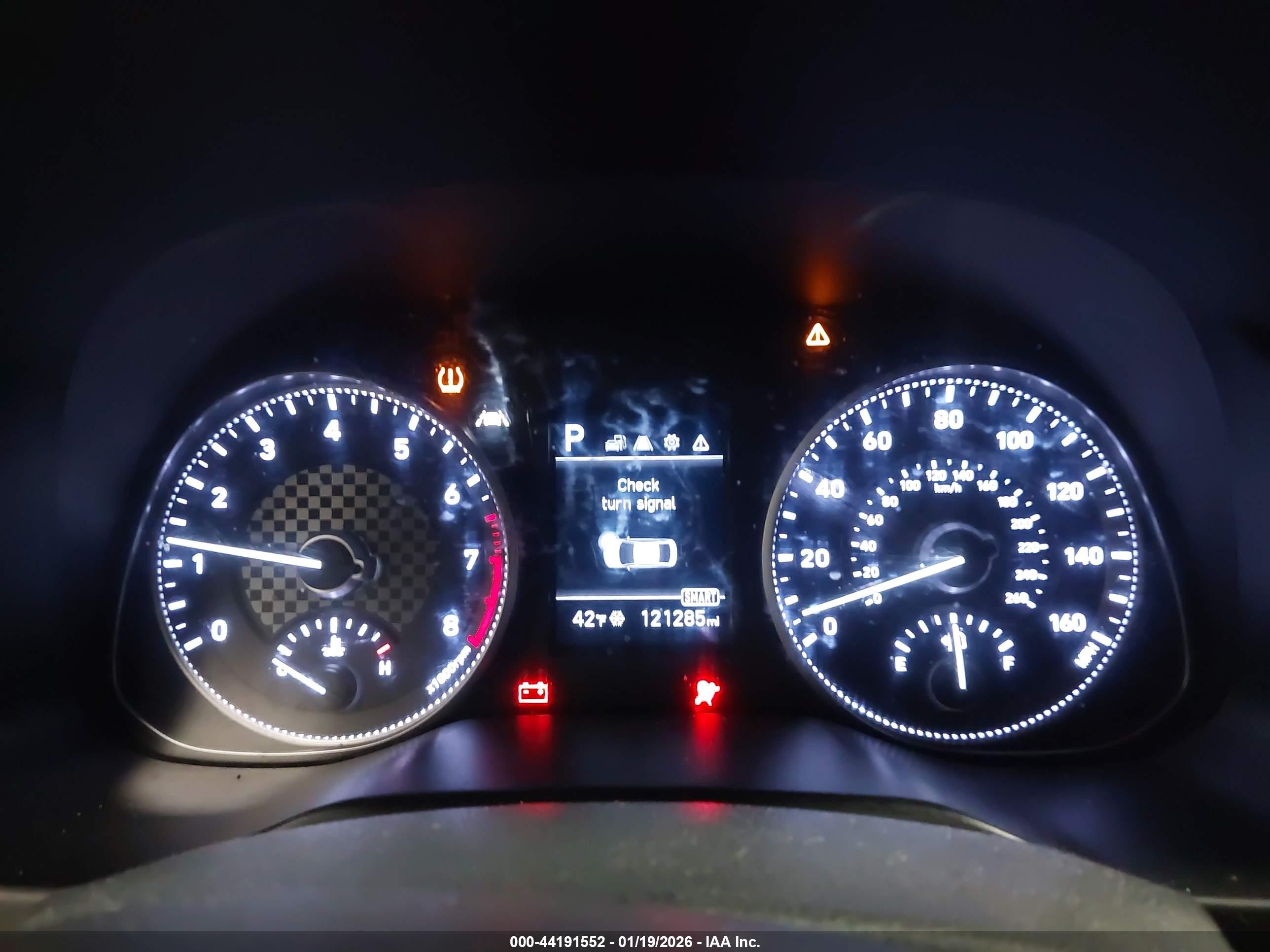 HYUNDAI ELANTRA image 7