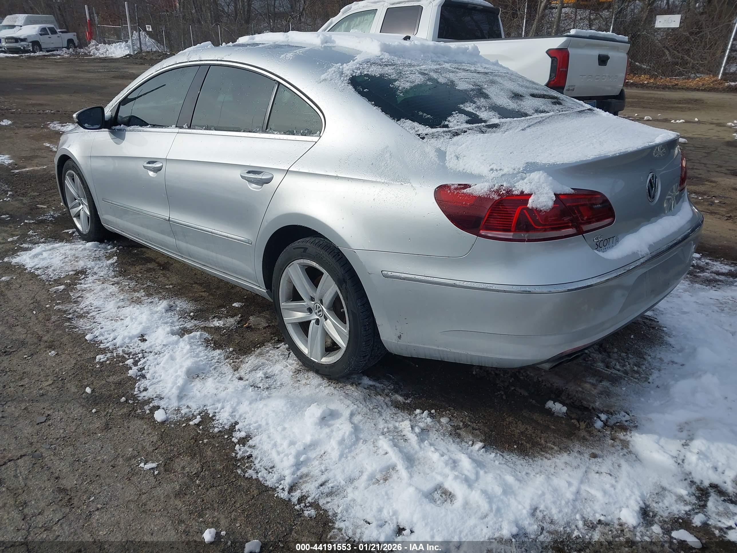 VOLKSWAGEN CC image 3