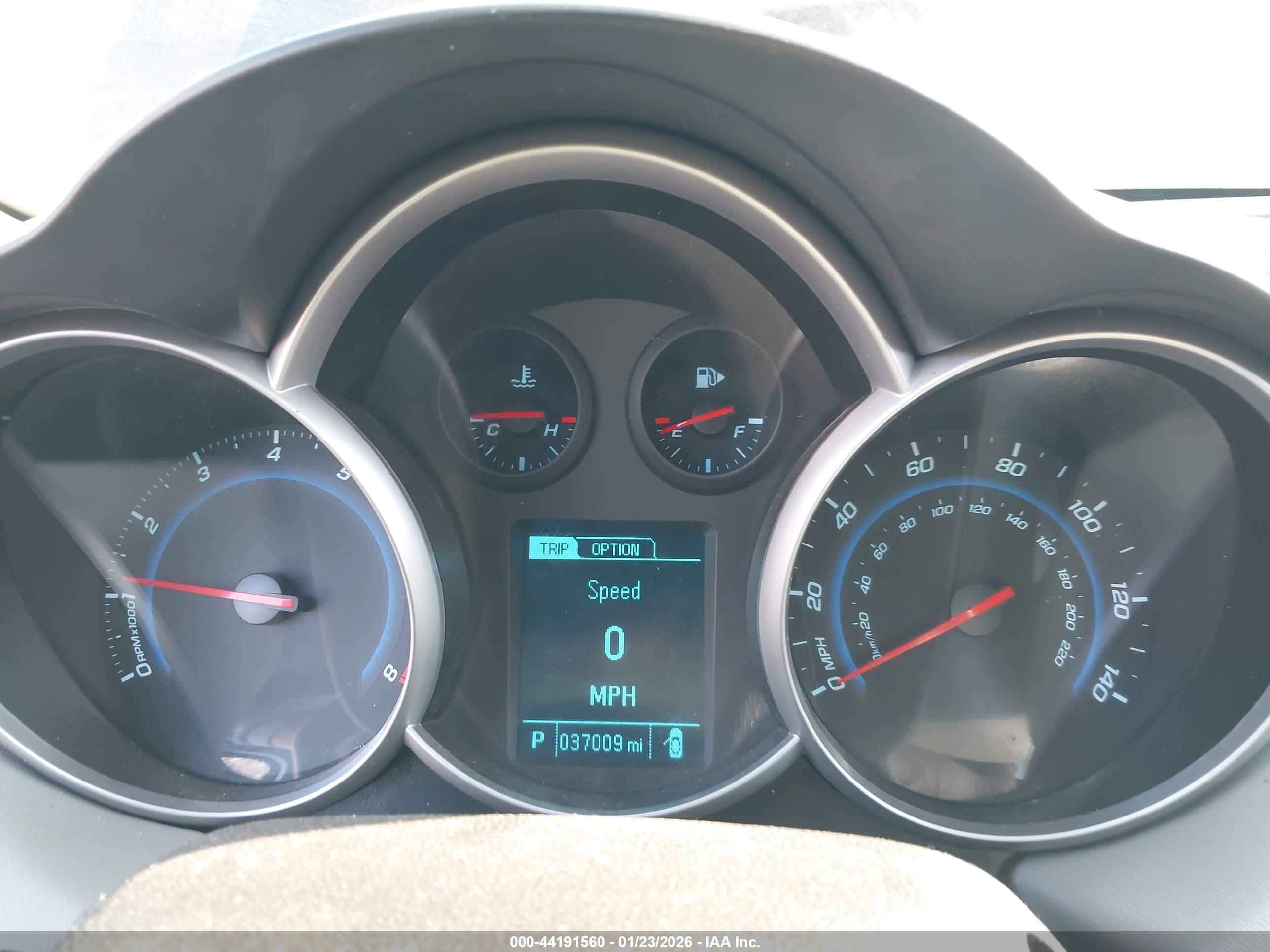 CHEVROLET CRUZE image 7
