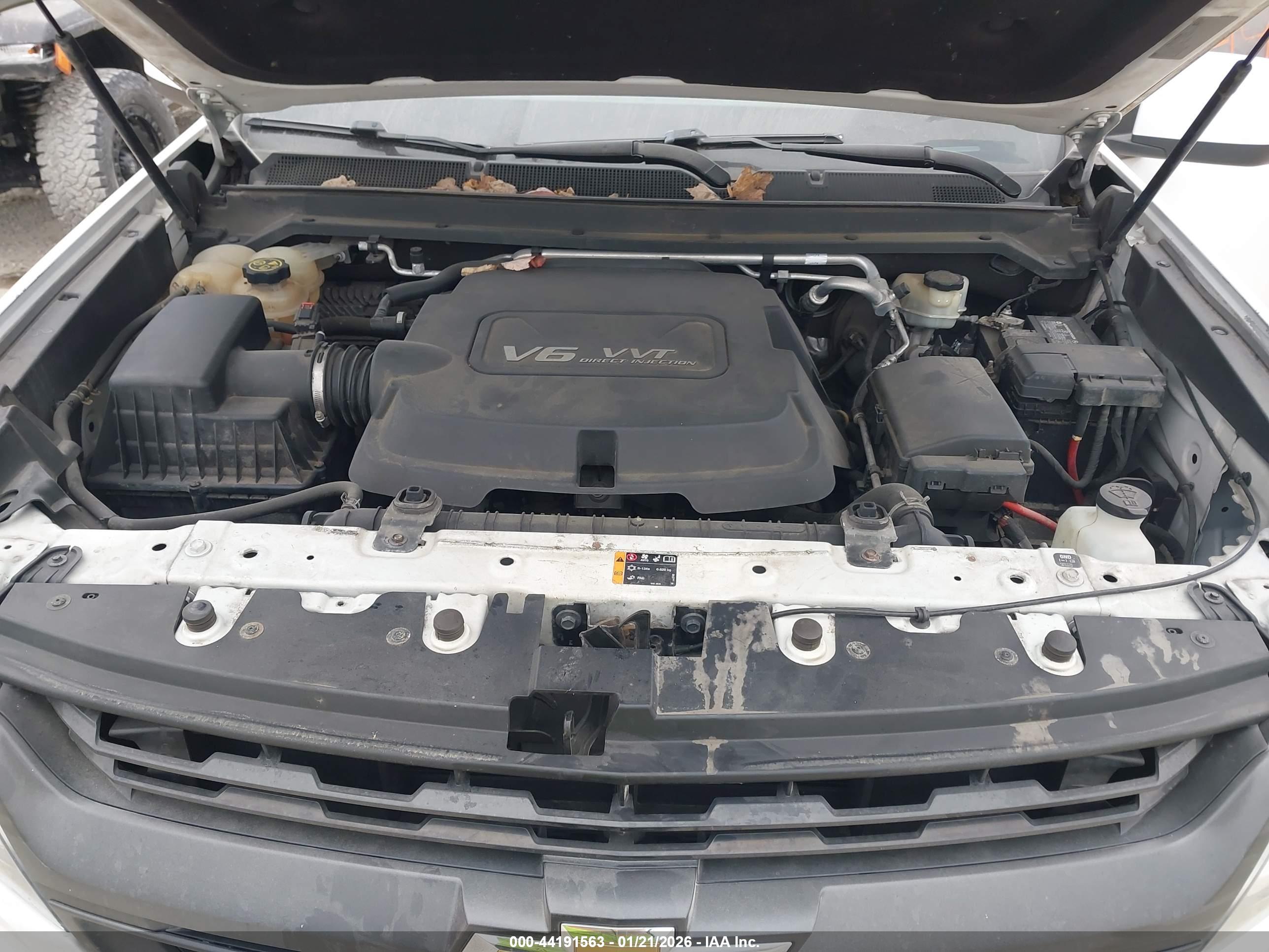 CHEVROLET COLORADO image 10
