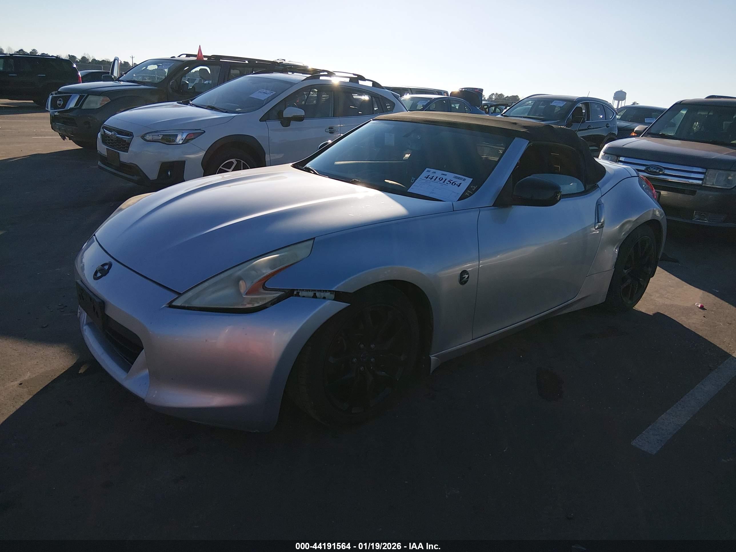 NISSAN 370Z image 2