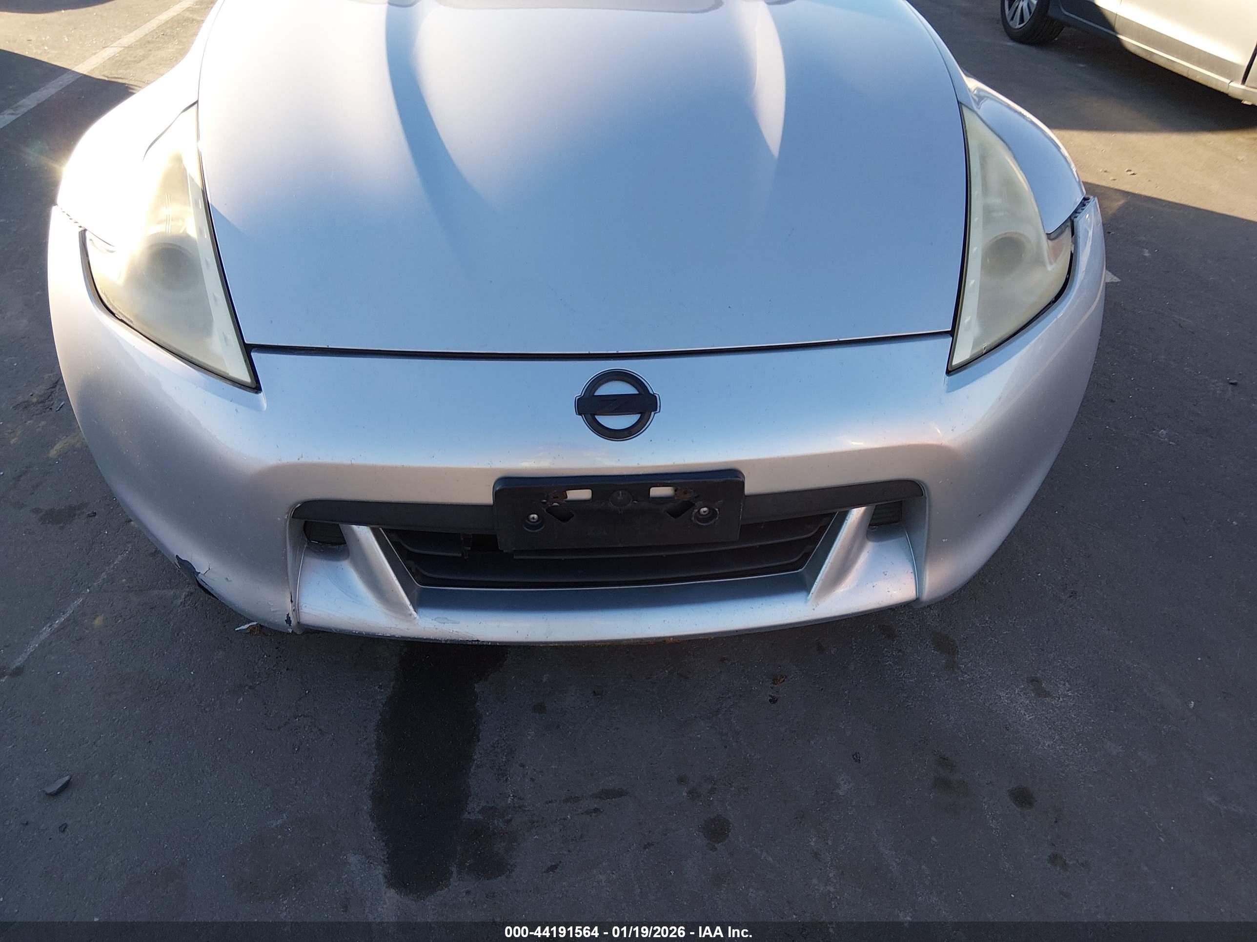 NISSAN 370Z image 6