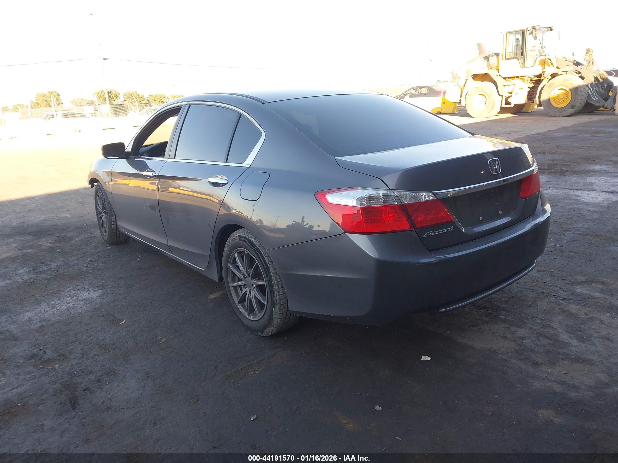 HONDA ACCORD image 3