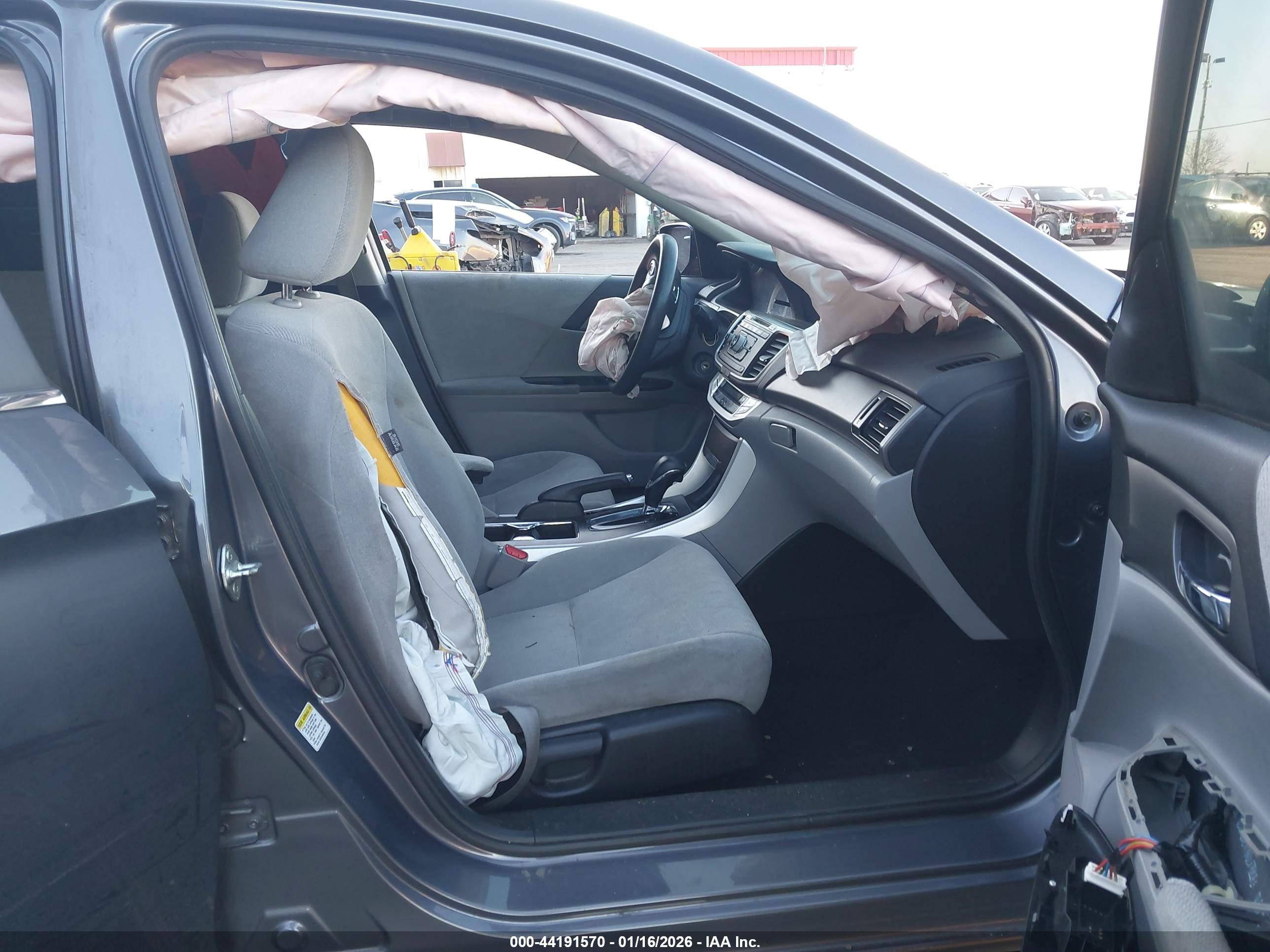 HONDA ACCORD image 5