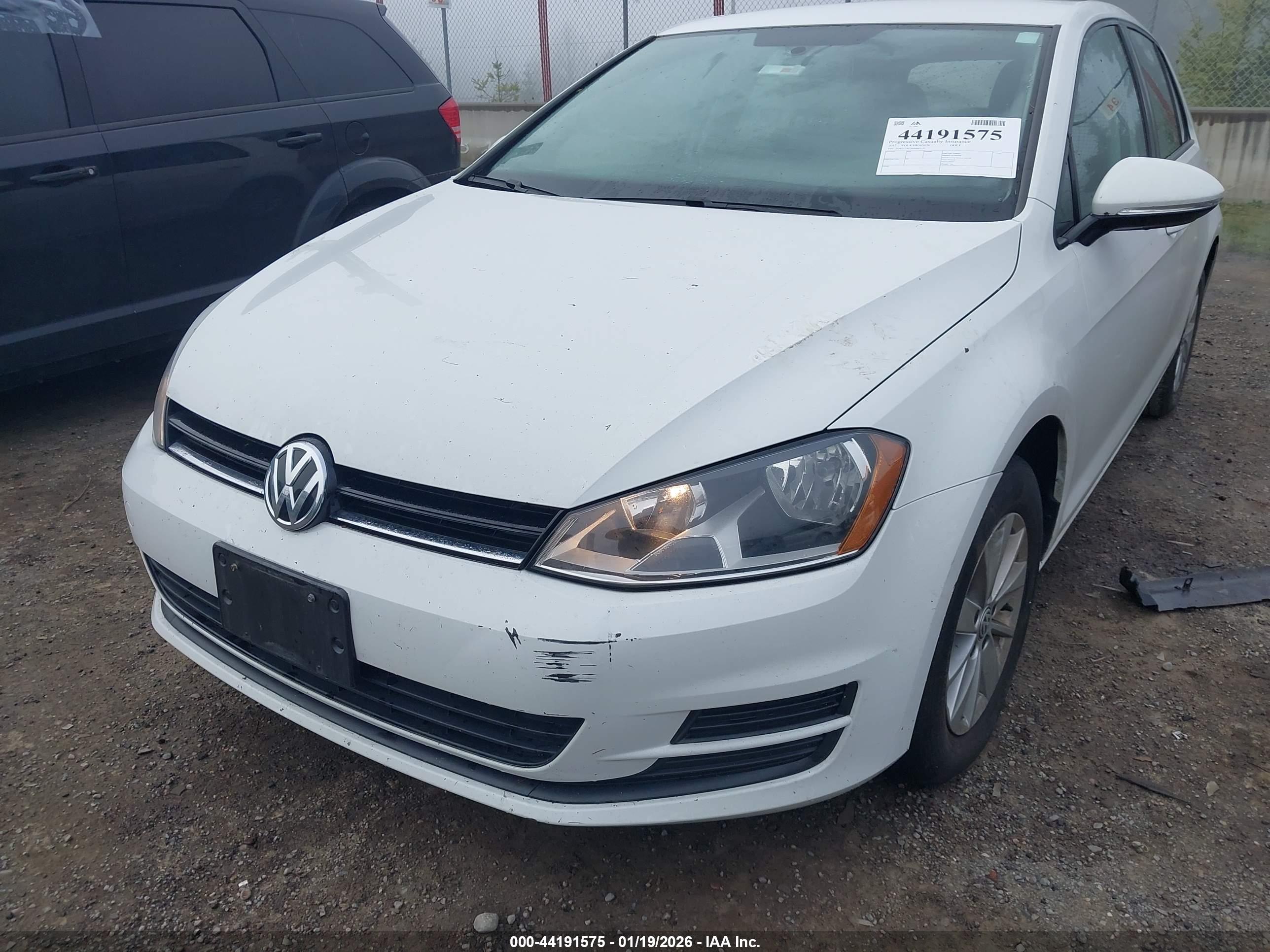 VOLKSWAGEN GOLF image 6