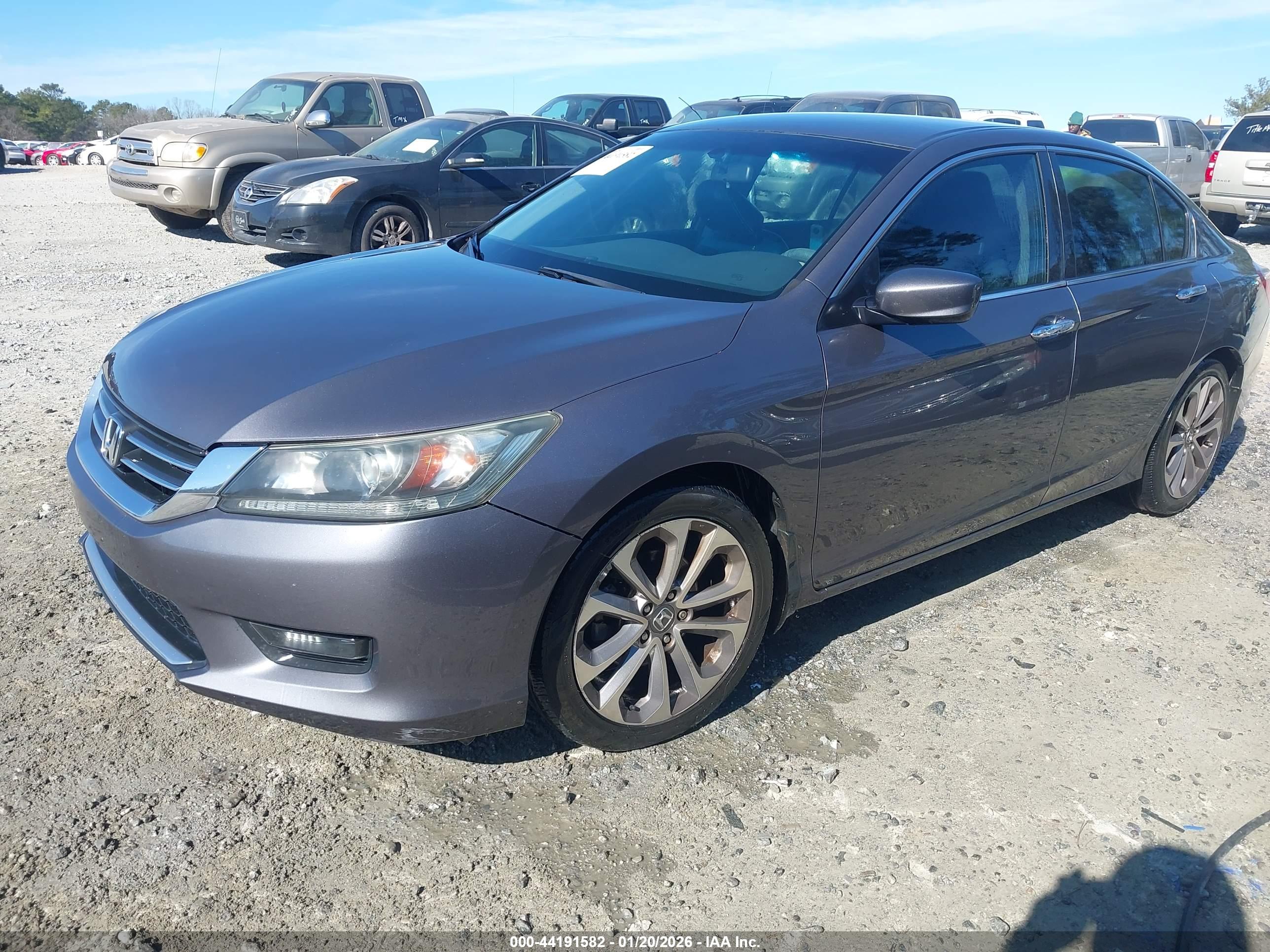 HONDA ACCORD image 2