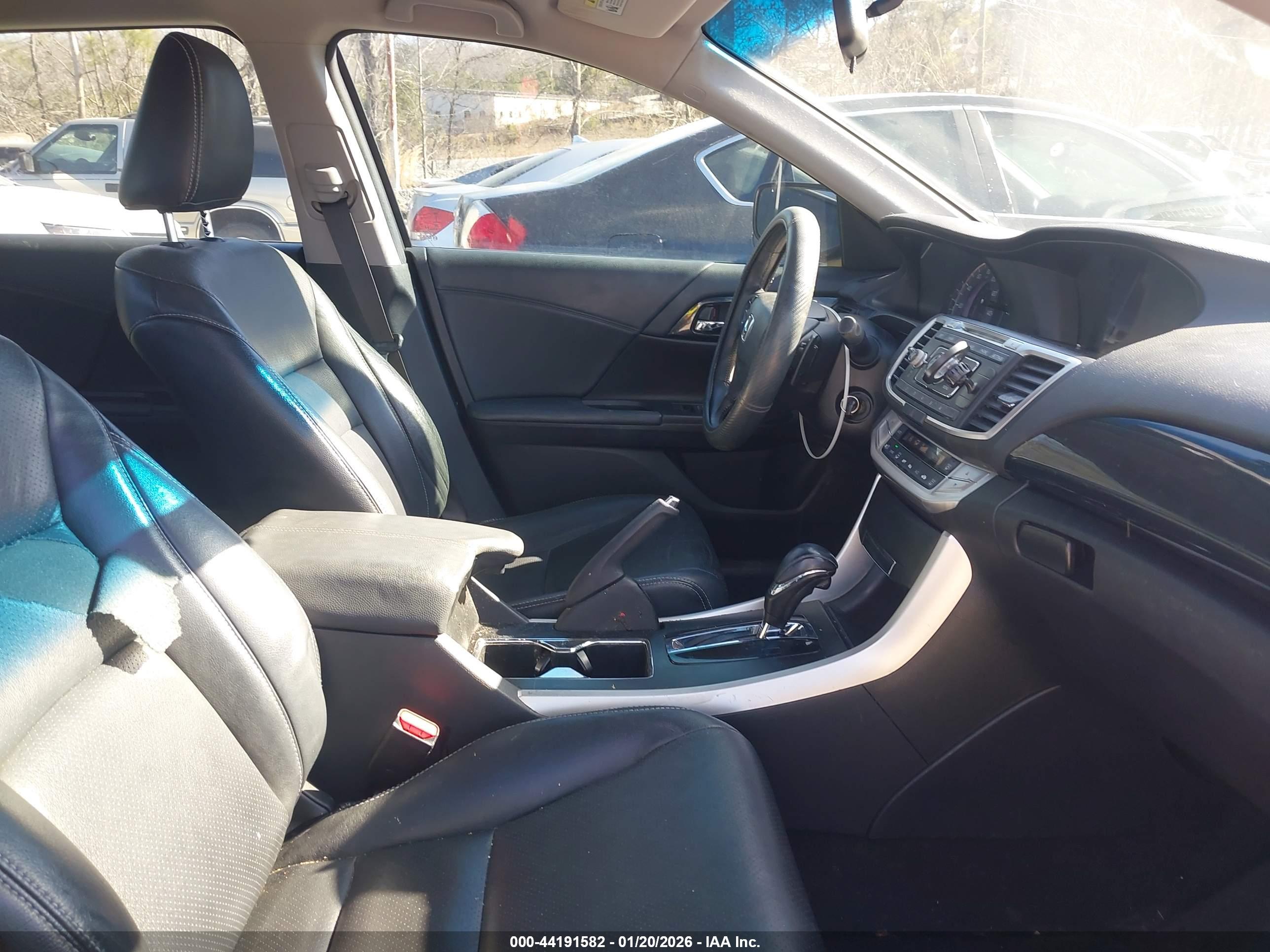 HONDA ACCORD image 5