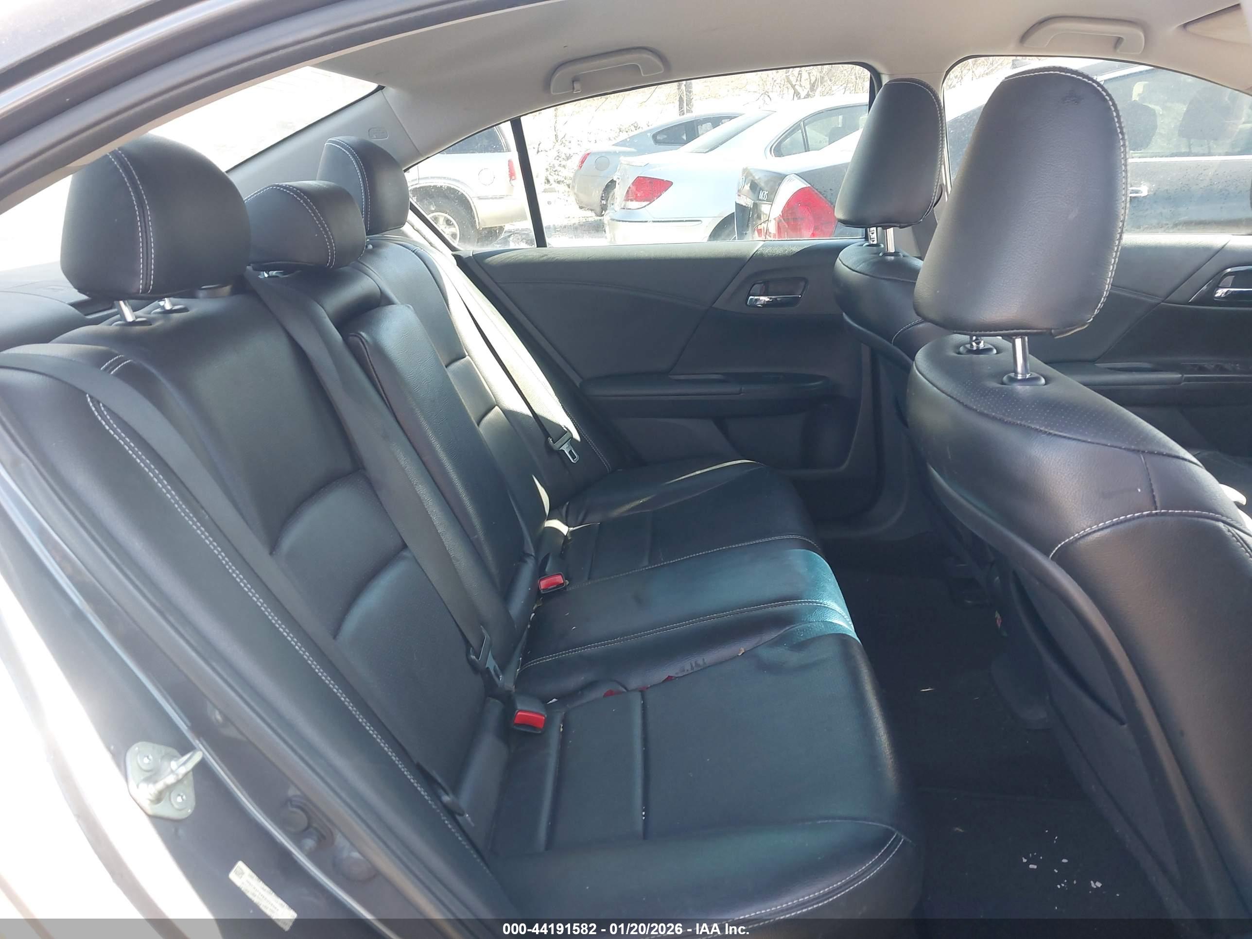 HONDA ACCORD image 8