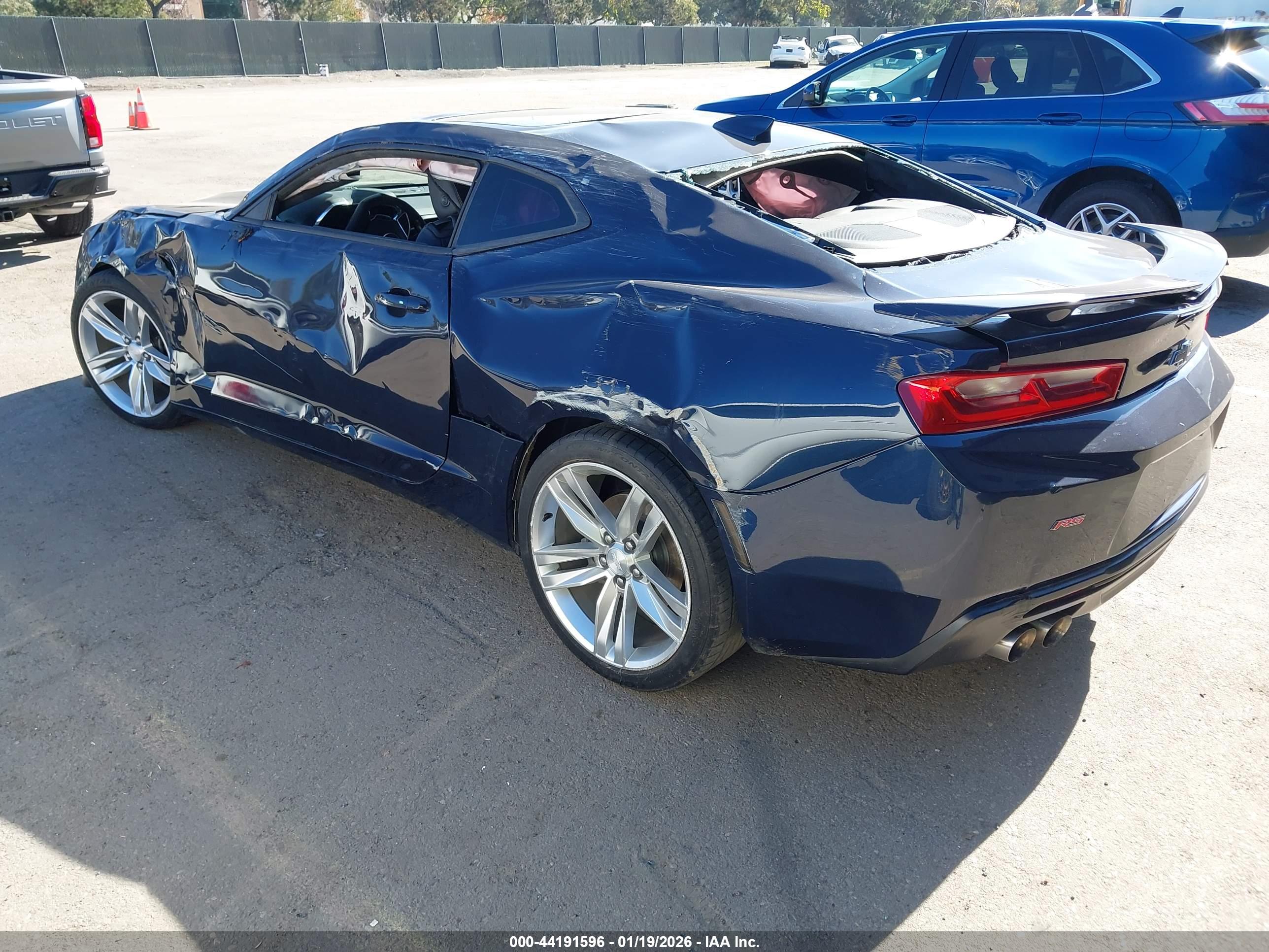 CHEVROLET CAMARO image 3