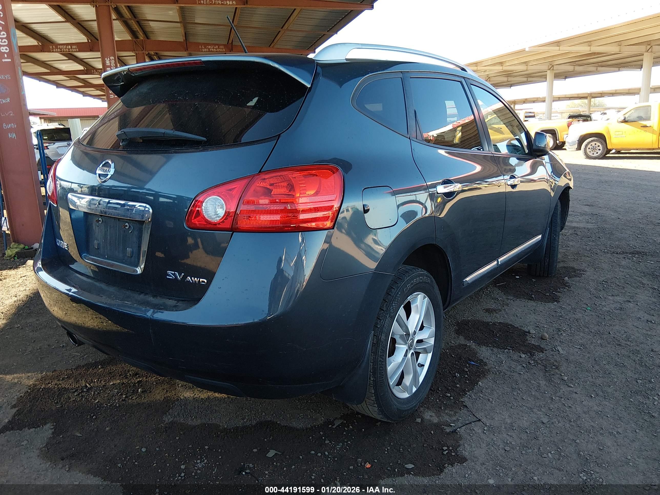 NISSAN ROGUE image 4