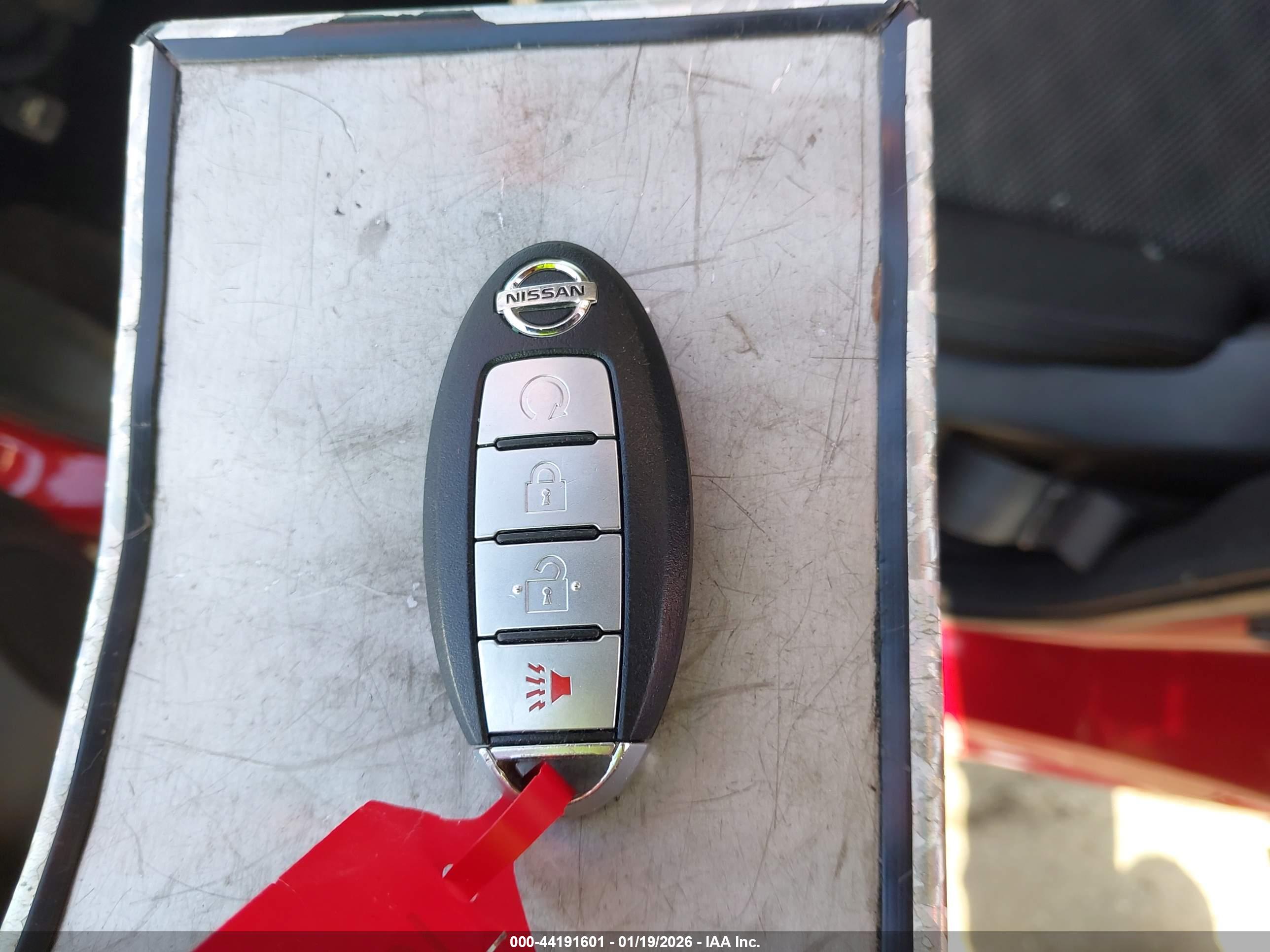NISSAN ROGUE image 11