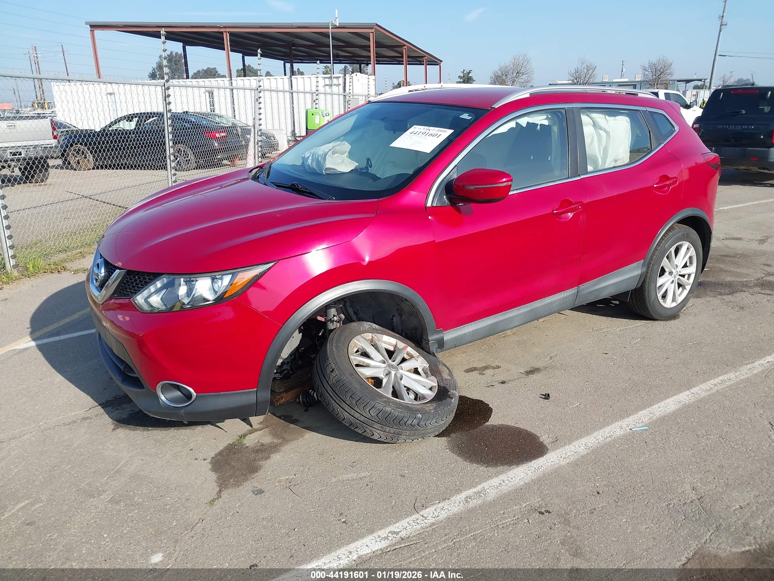 NISSAN ROGUE image 2