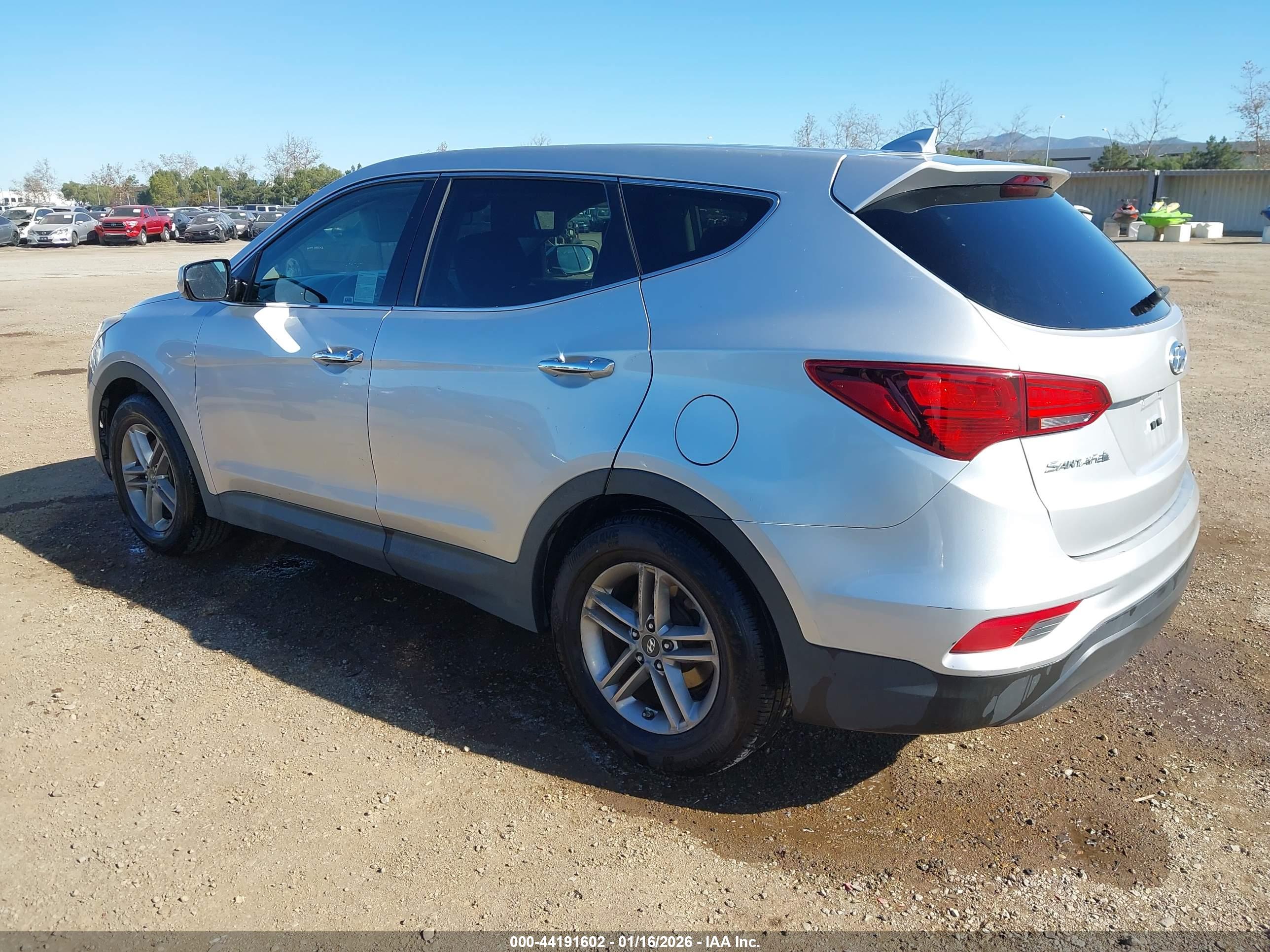 HYUNDAI SANTA image 3
