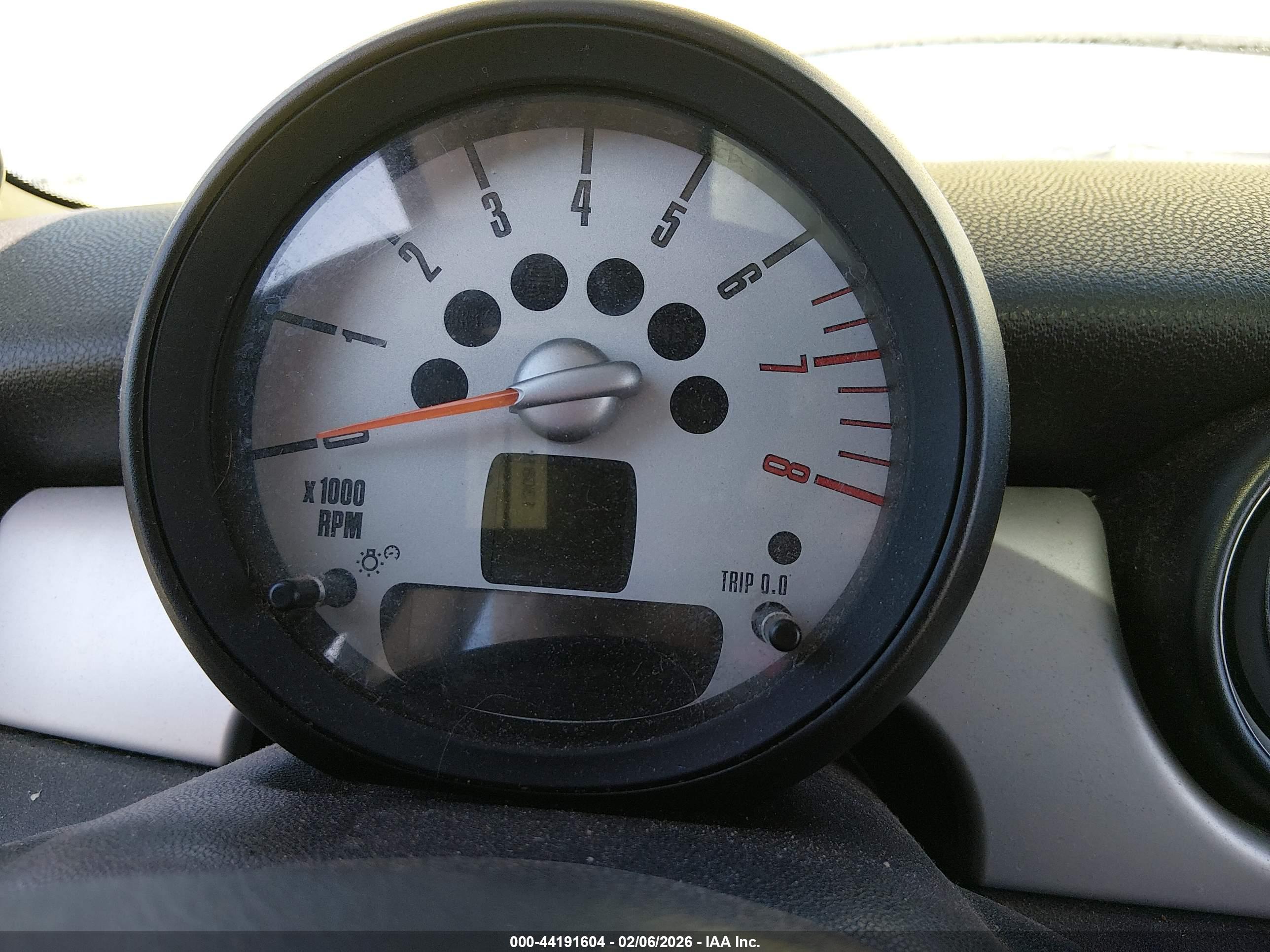 MINI COOPER image 7