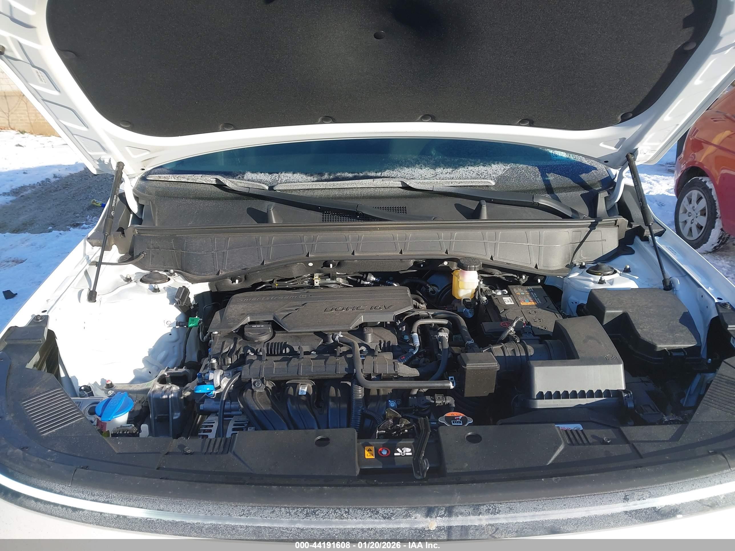HYUNDAI KONA image 10