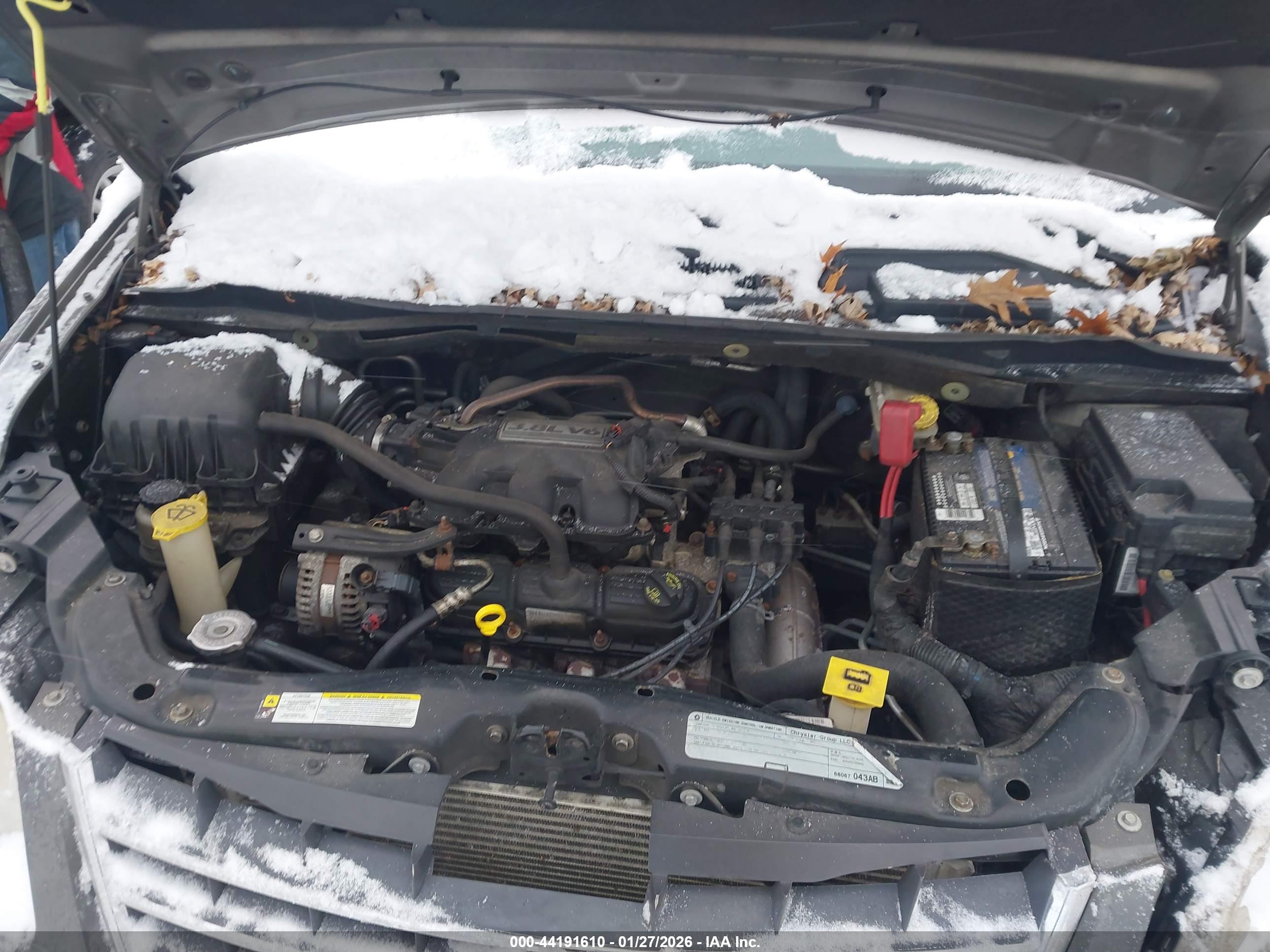 CHRYSLER TOWN image 10