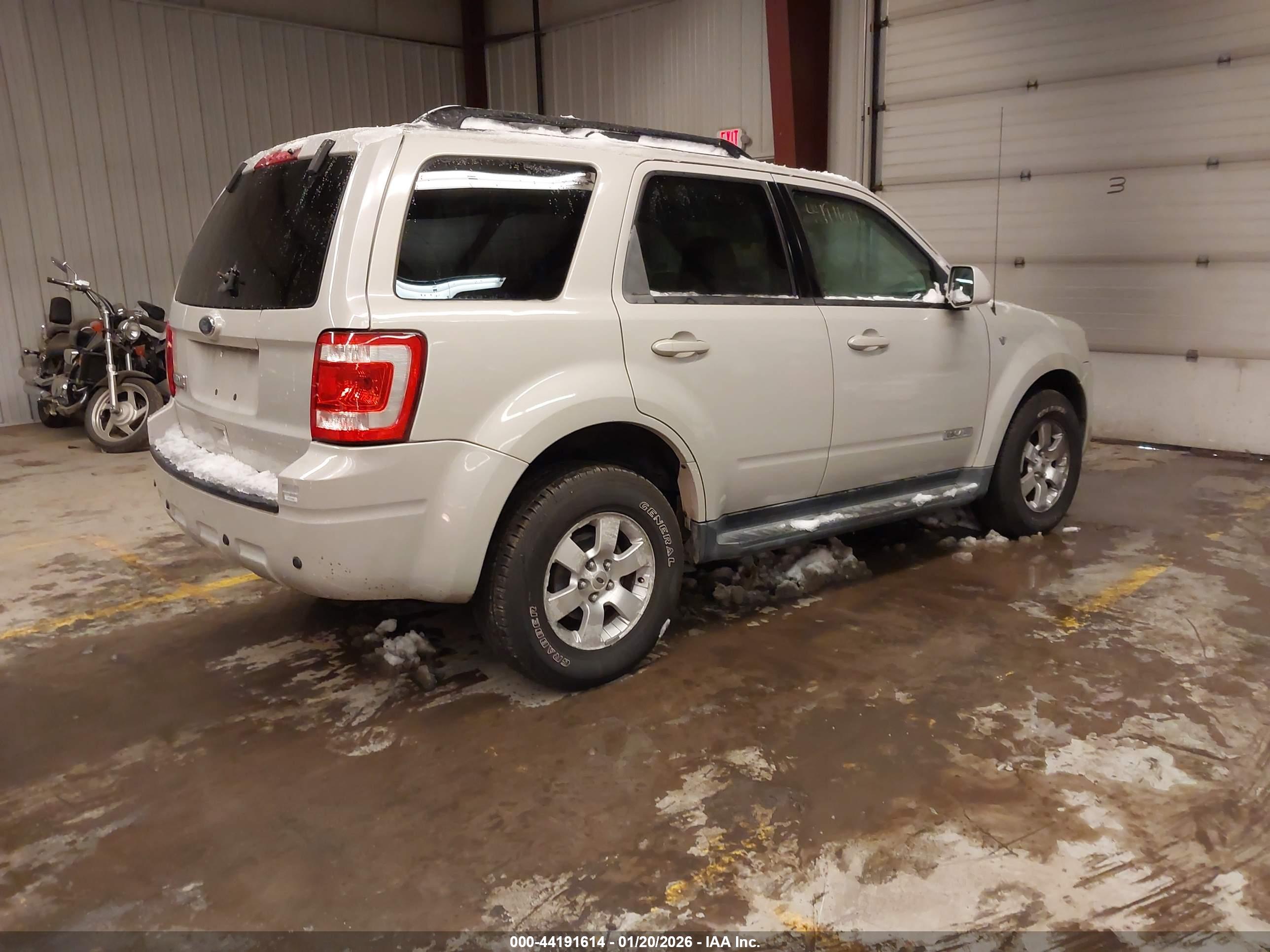 FORD ESCAPE image 4