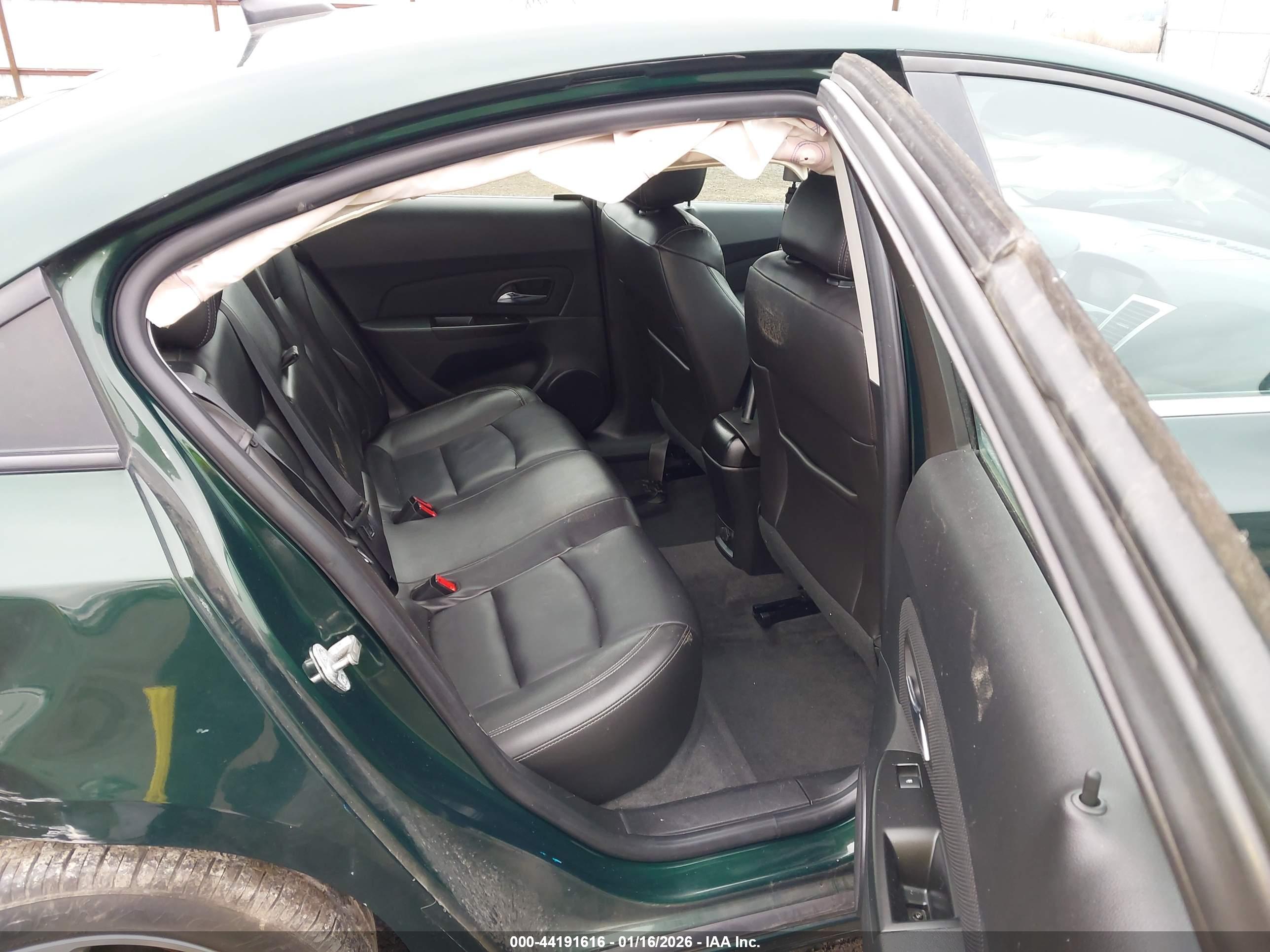 CHEVROLET CRUZE image 8