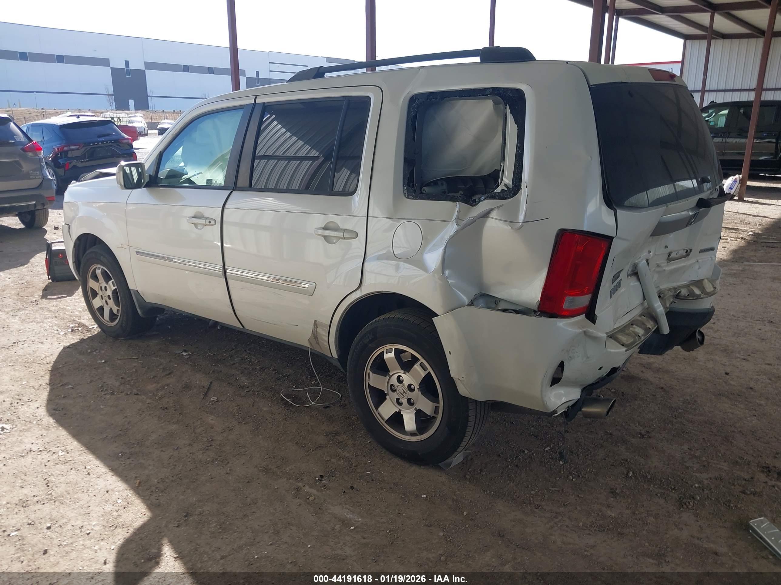 HONDA PILOT image 3