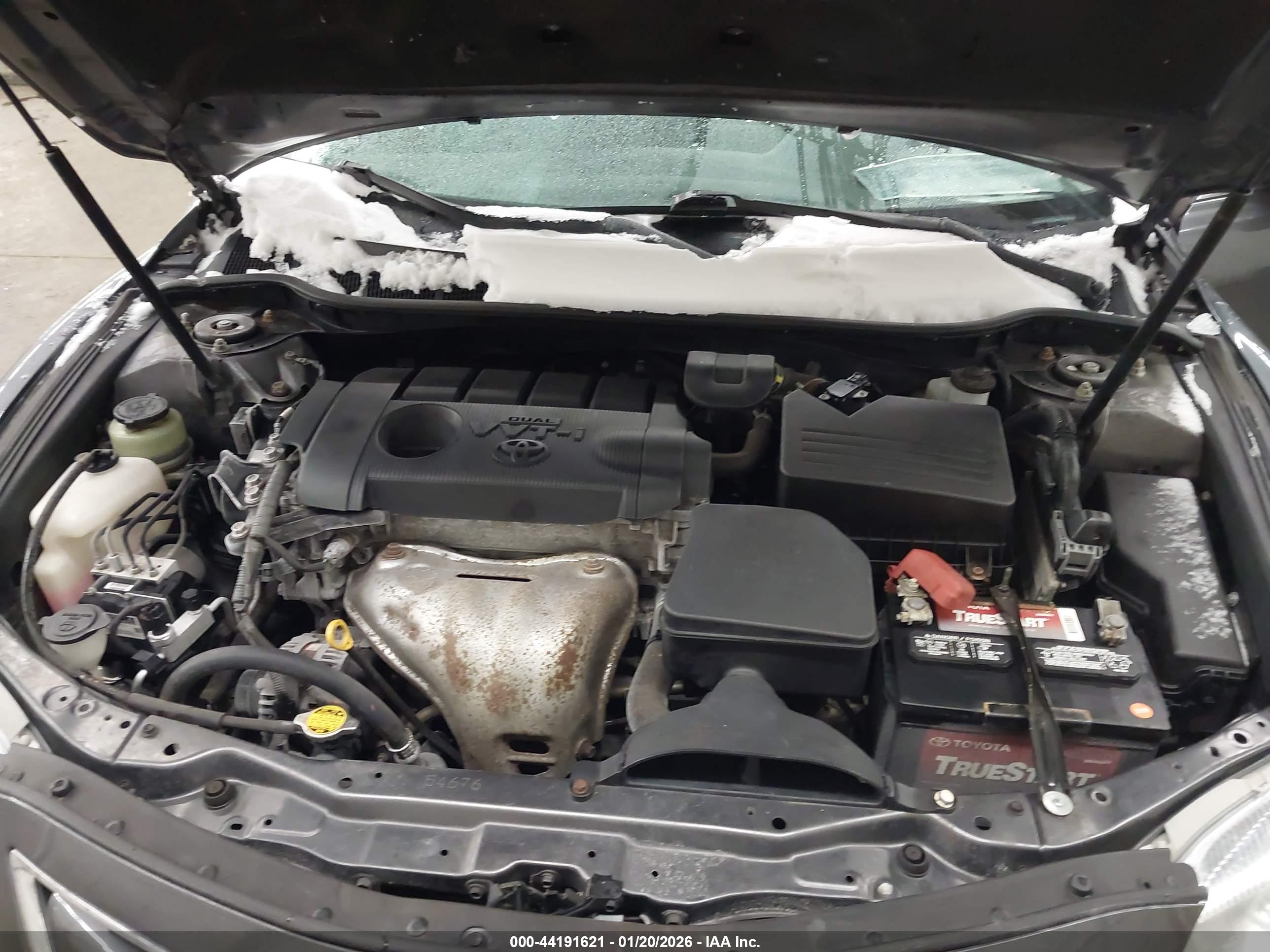 TOYOTA CAMRY image 10