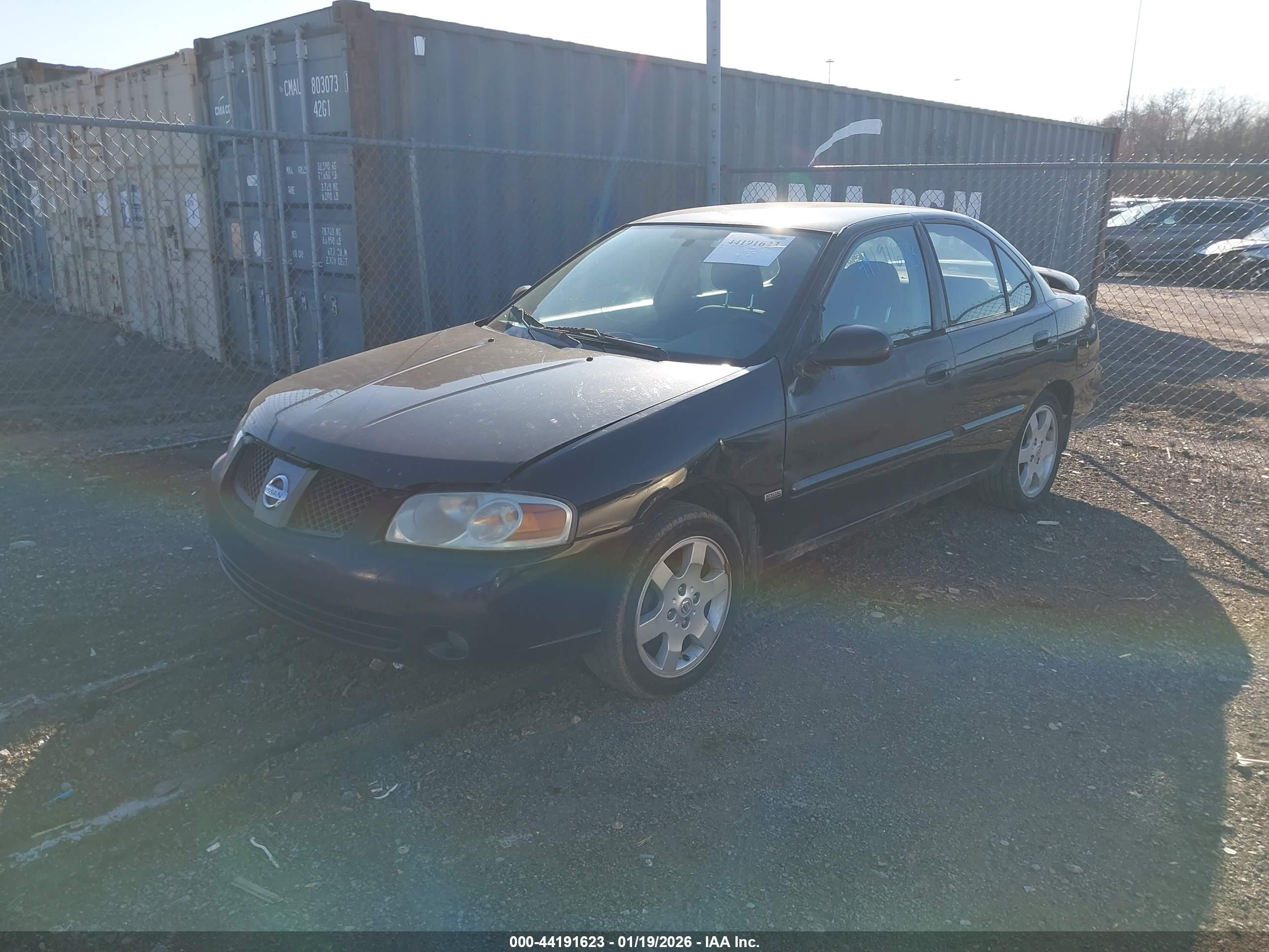 NISSAN SENTRA image 2