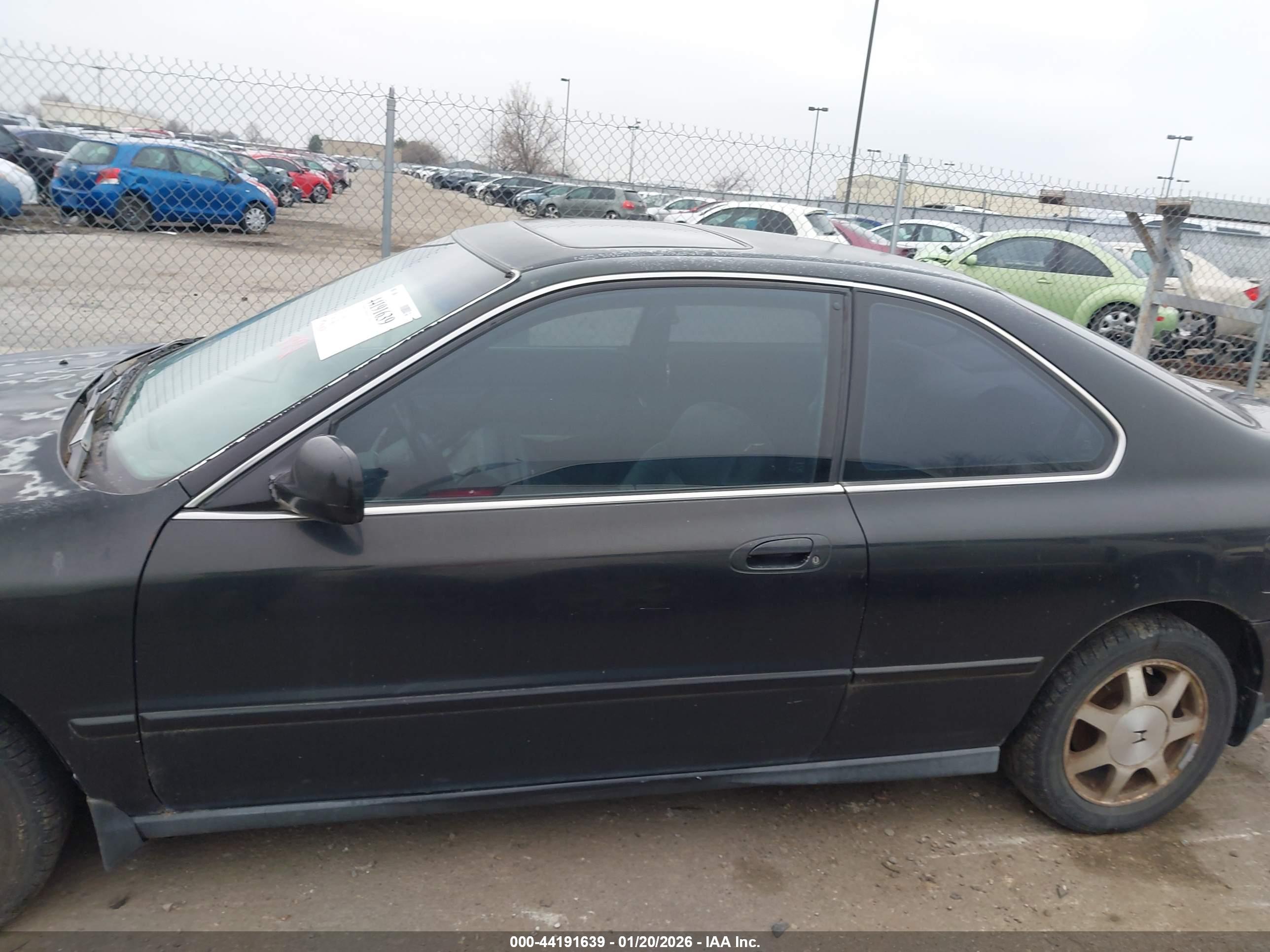 HONDA ACCORD image 6
