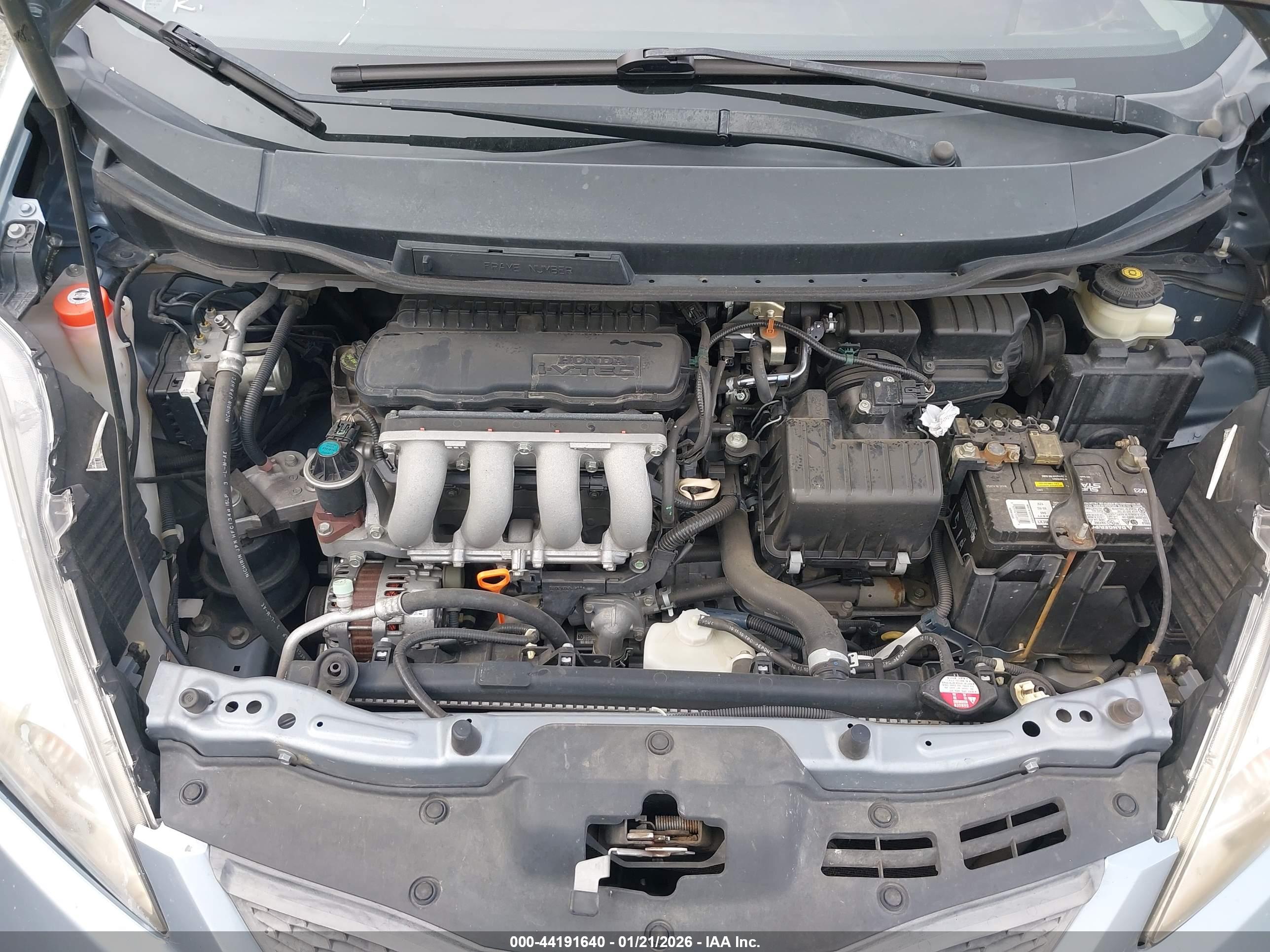 HONDA FIT image 10