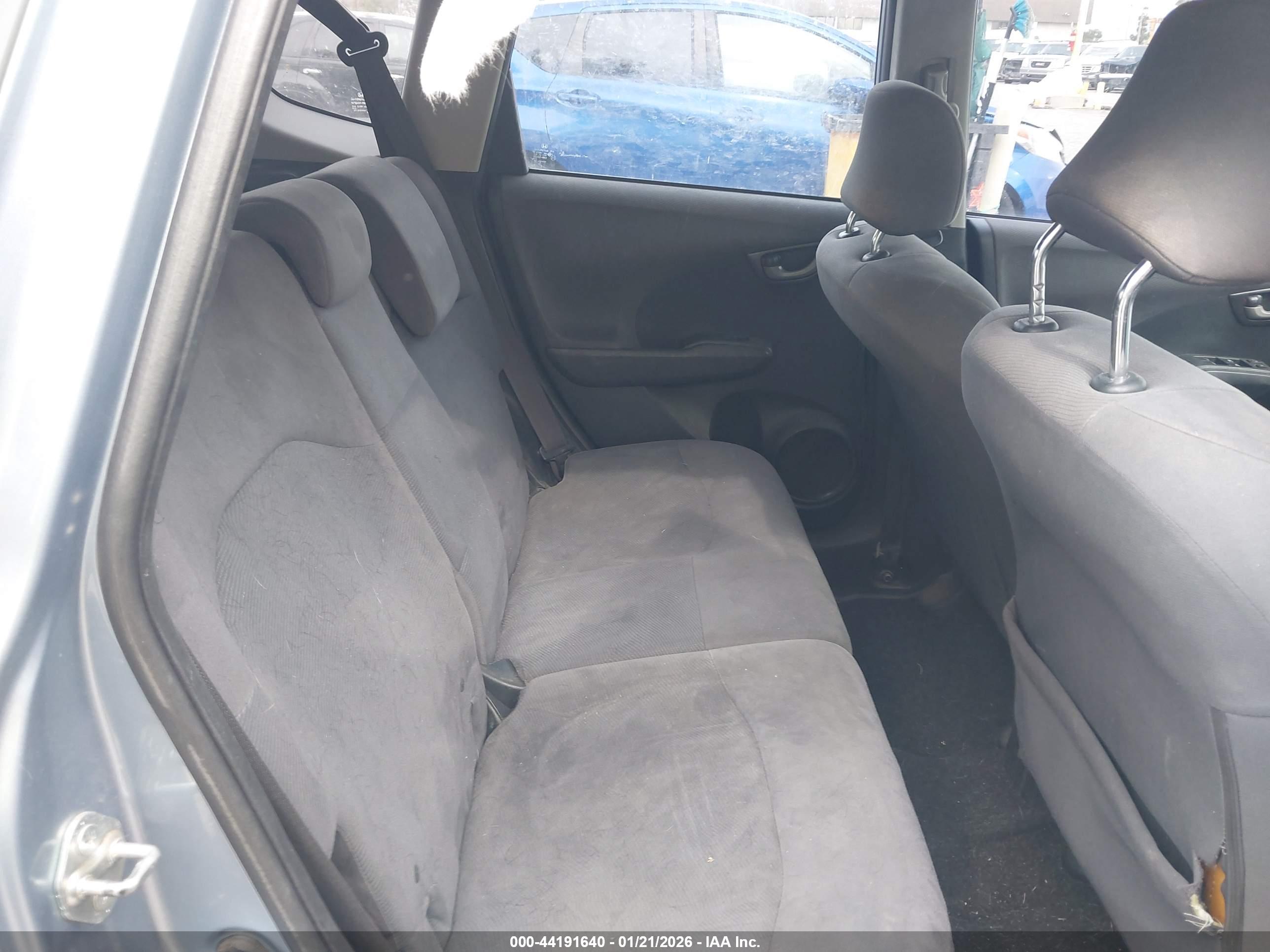 HONDA FIT image 8
