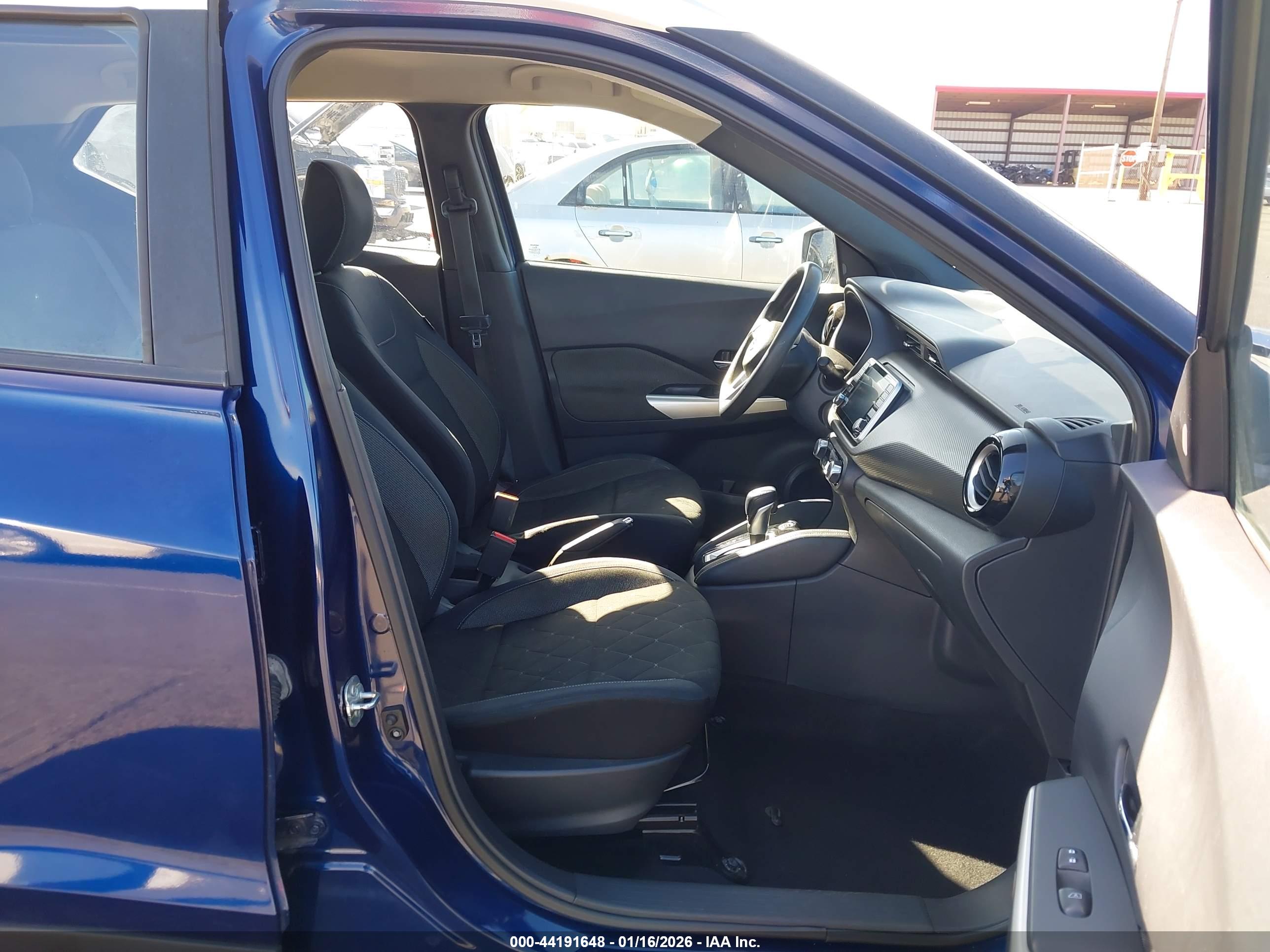 NISSAN KICKS image 5
