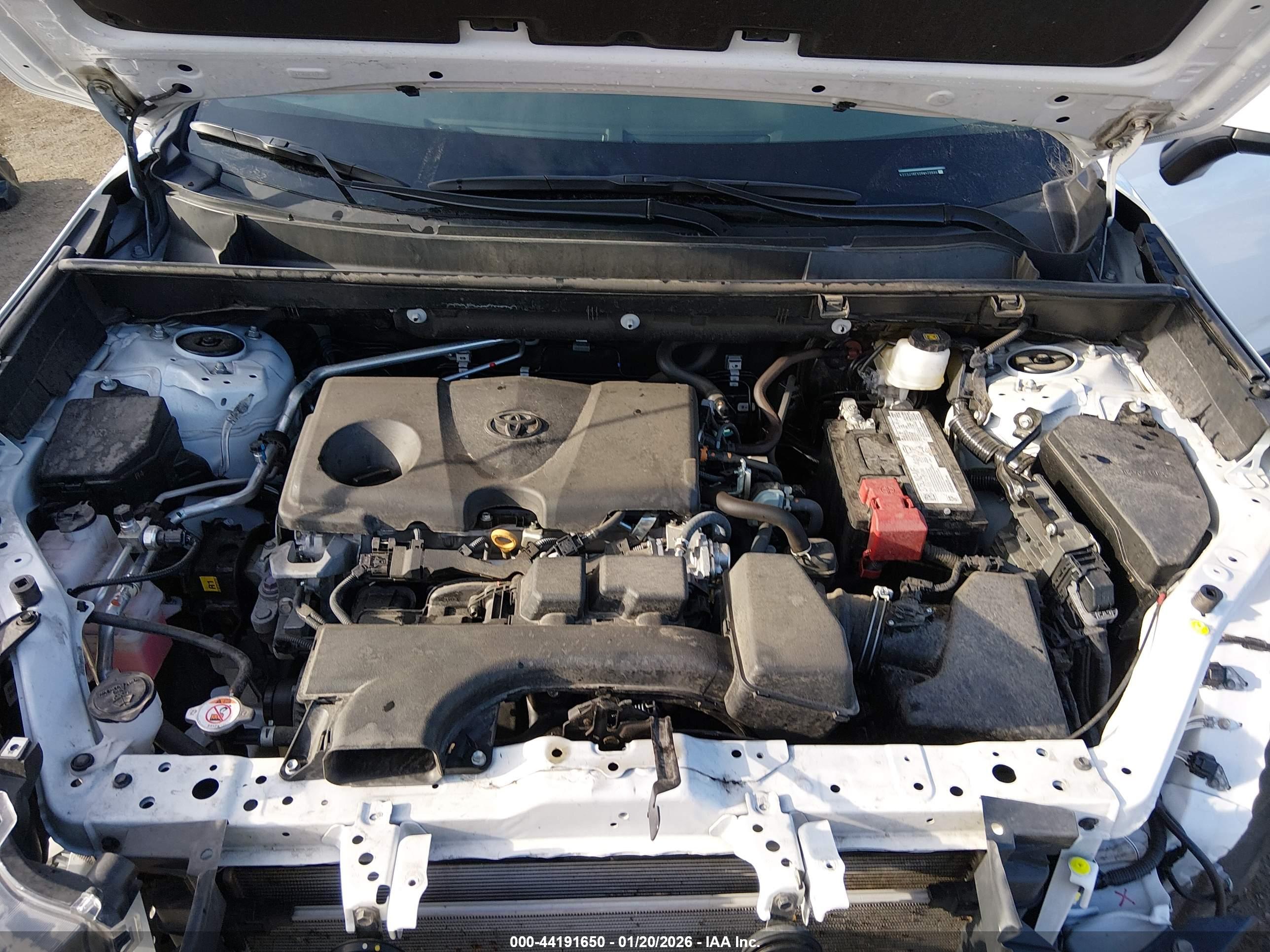 TOYOTA RAV4 image 10