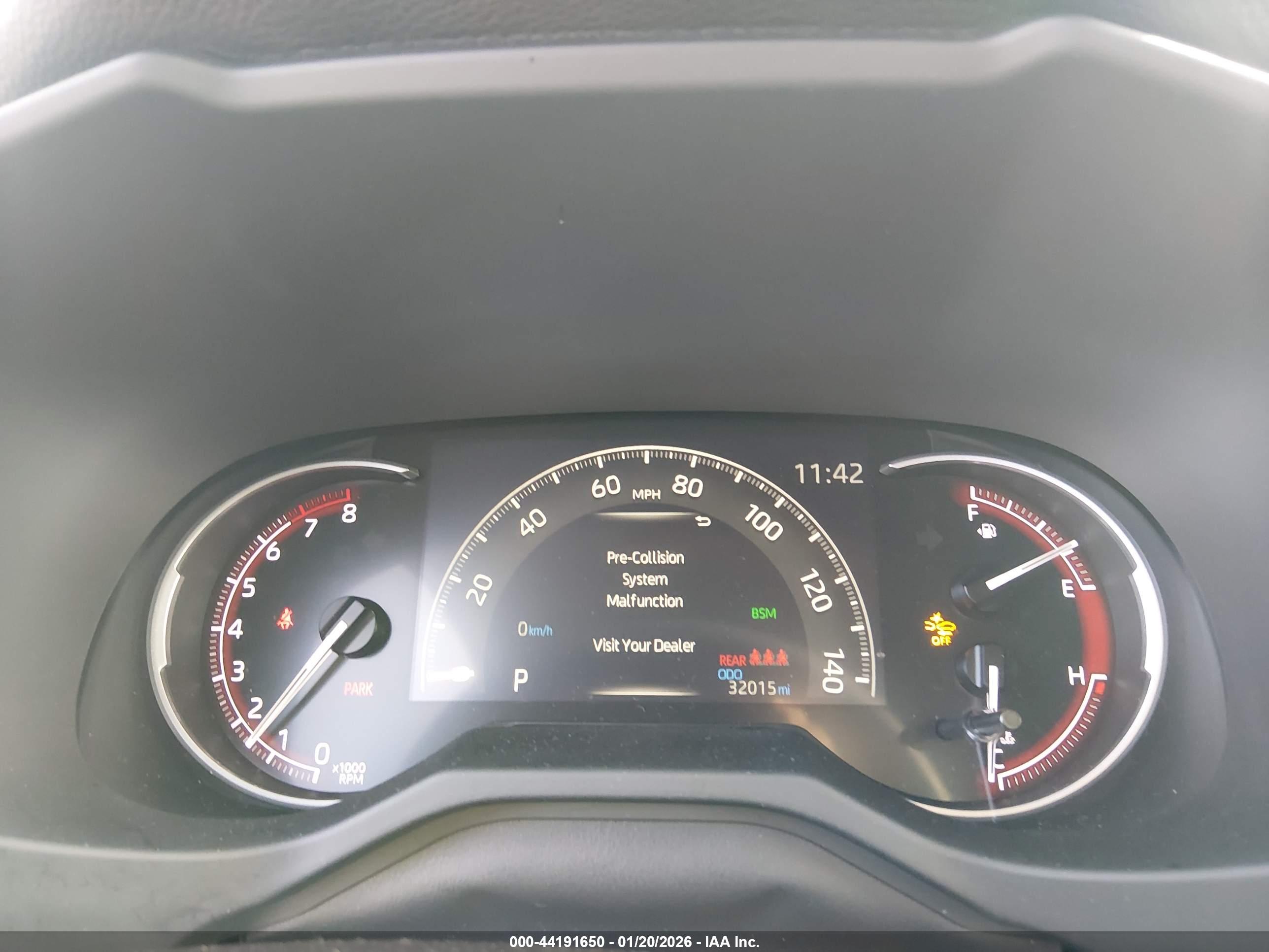 TOYOTA RAV4 image 7