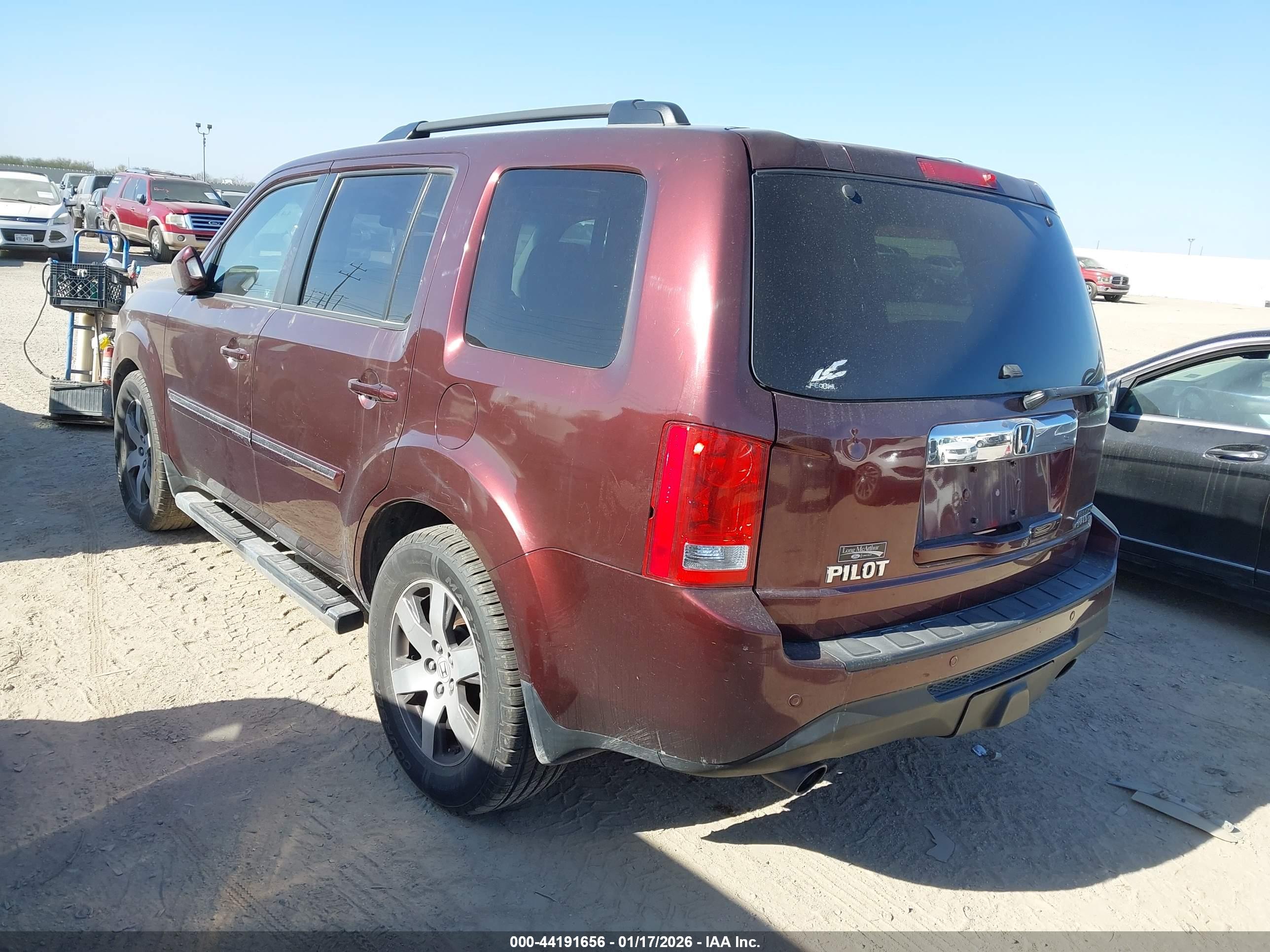 HONDA PILOT image 3