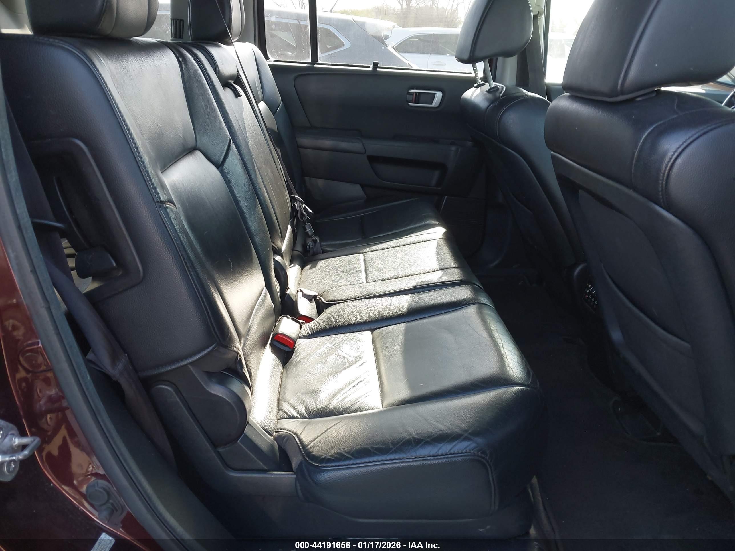 HONDA PILOT image 8